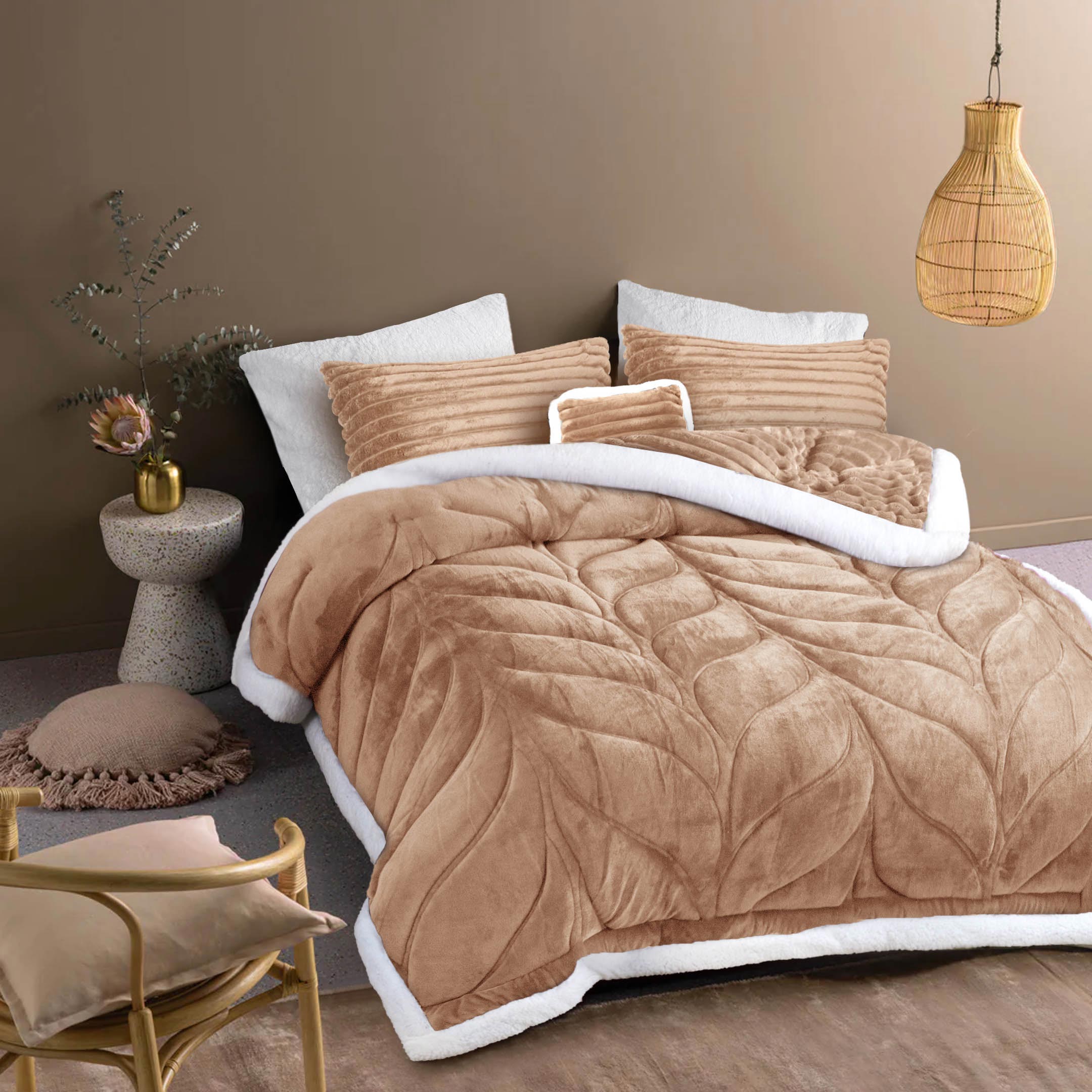 Heavy Weighted Fleece & Sherpa 7pcs Bedding Set-Iced Latte