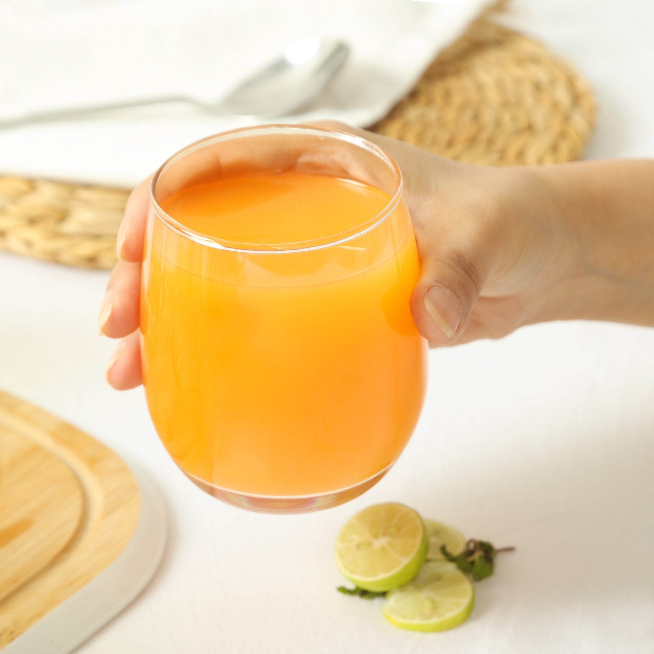 Borosilicate Glass Jug Set Golden with Stainless Steel Filter Lid - 7 Pcs