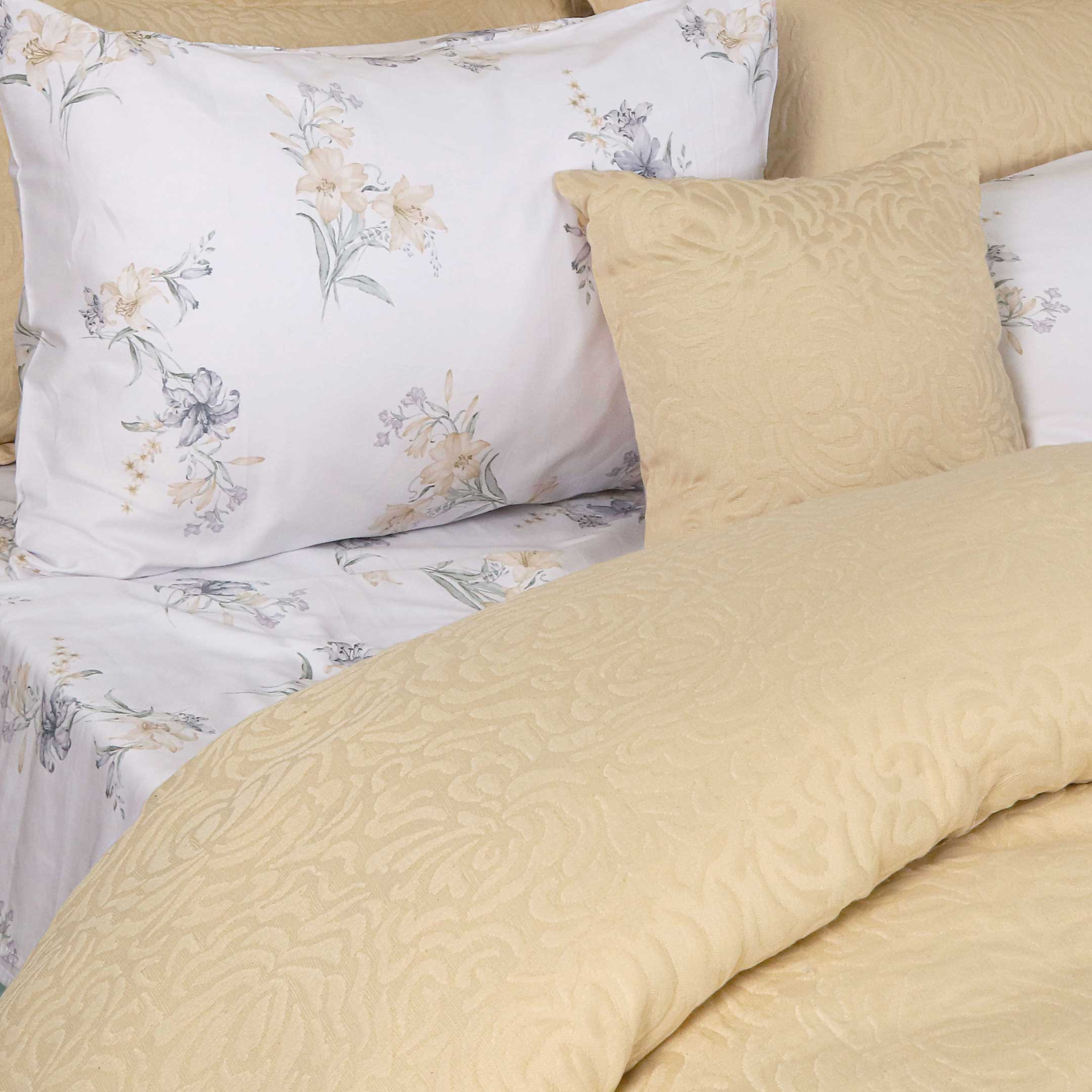 Ivory Serenity Jacquard Duvet Cover