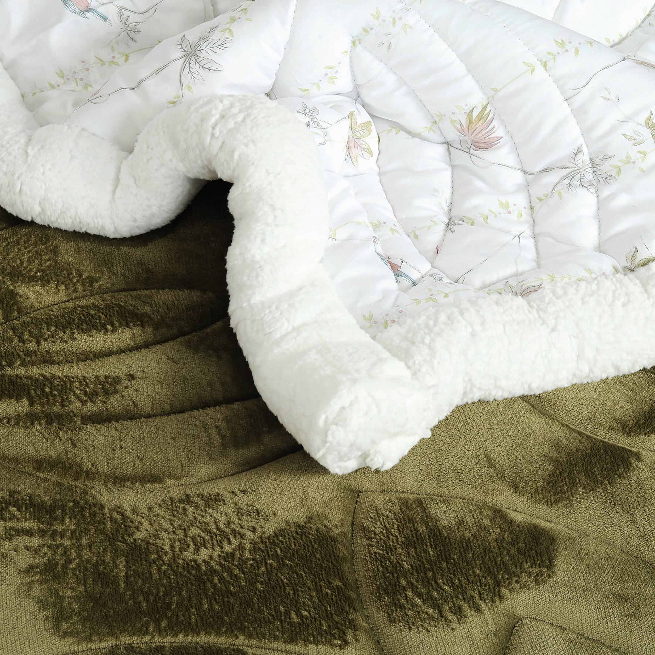 Sage Dune-Marshmallow Bedding 7 pcs