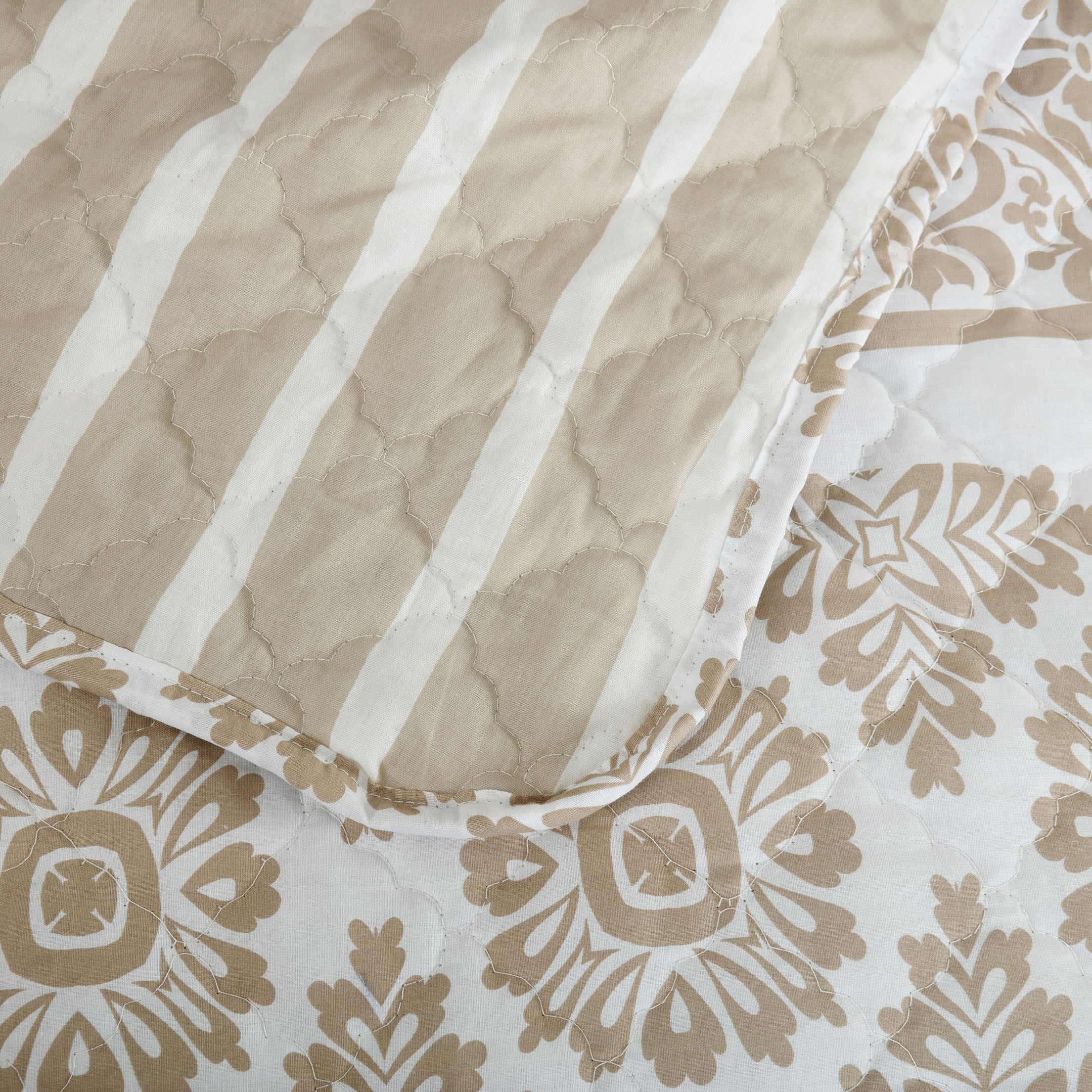 Vintage Blossom Quilted Bedspread 6PCS Set