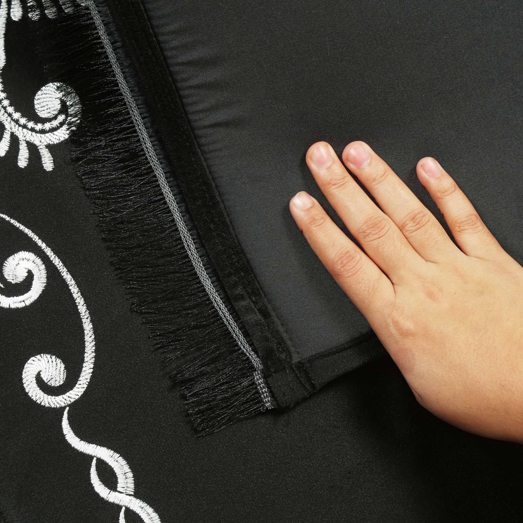 RAH-E-SAKOON Embroidered Couple Prayermats