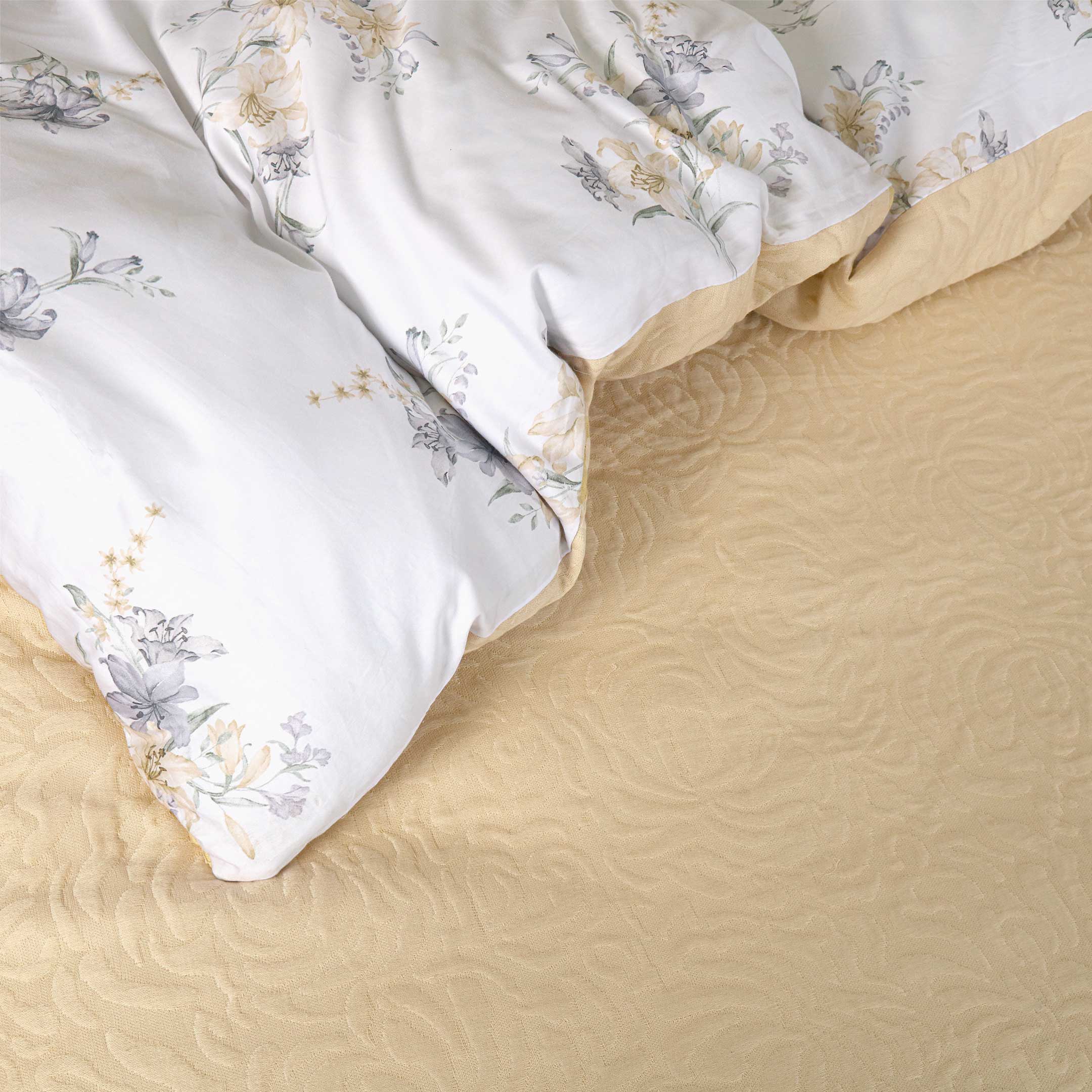 Ivory Serenity Jacquard Duvet Cover
