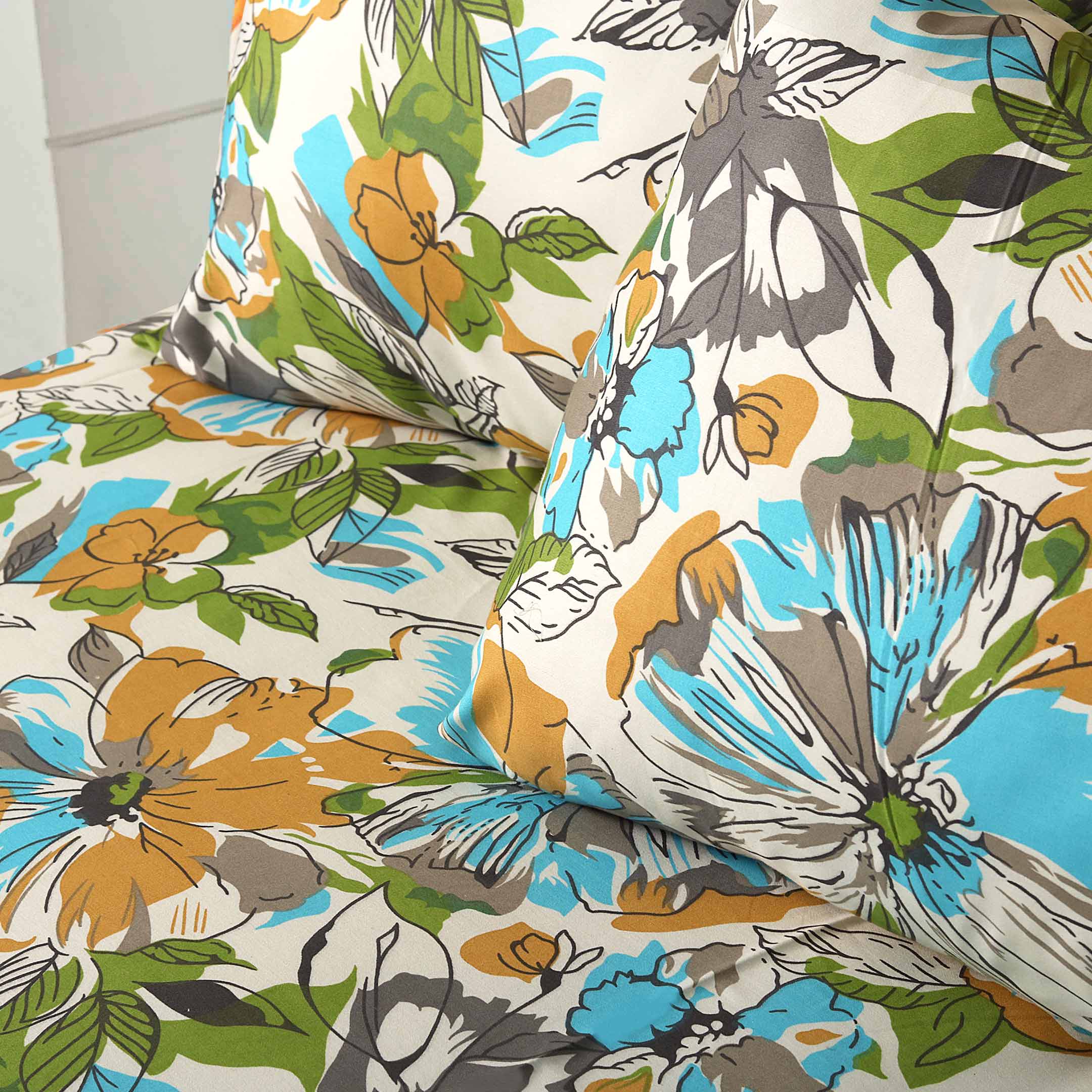 Abstract Poppy Printed Bedsheet