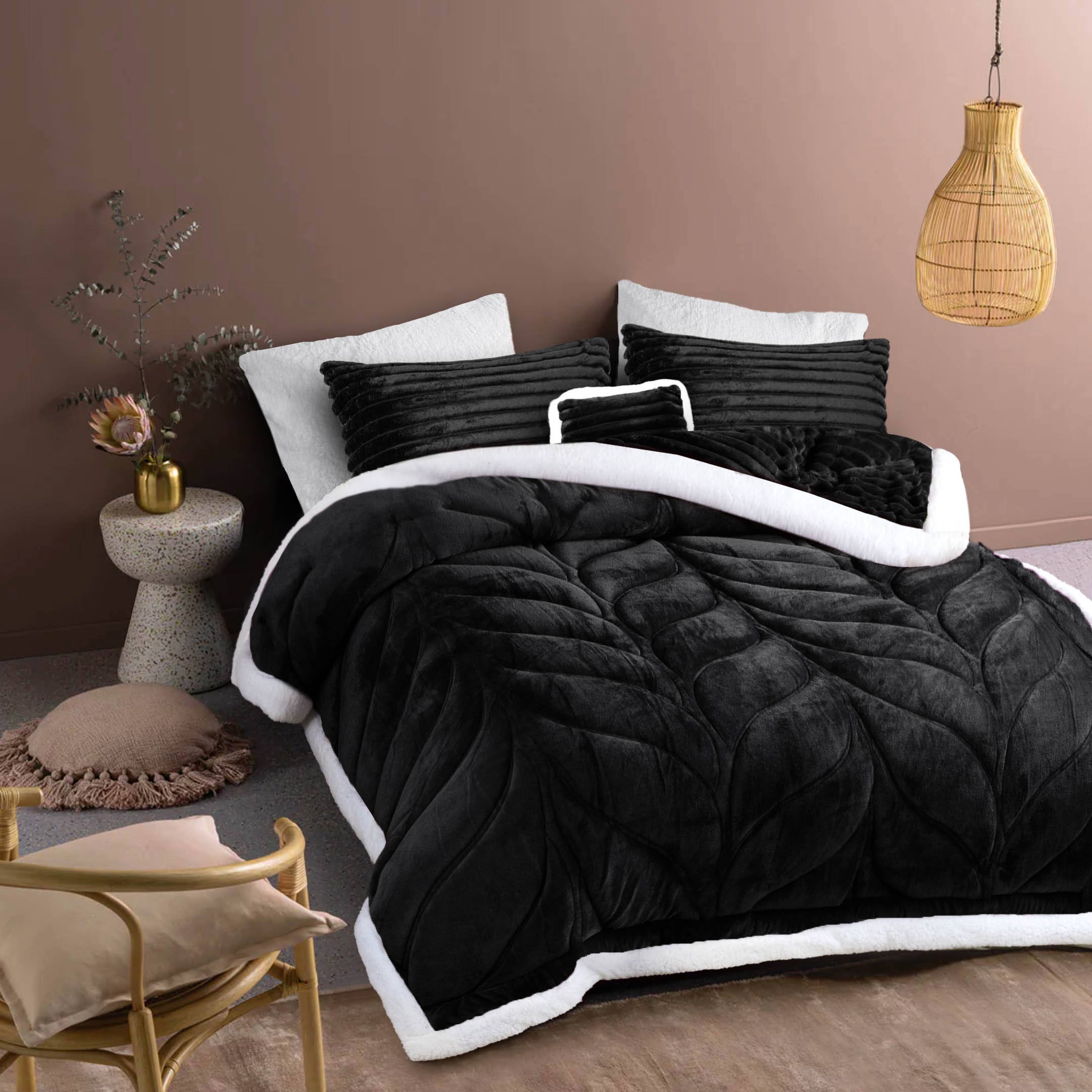 Heavy Weighted Fleece & Sherpa 7pcs Bedding Set-Jet Black