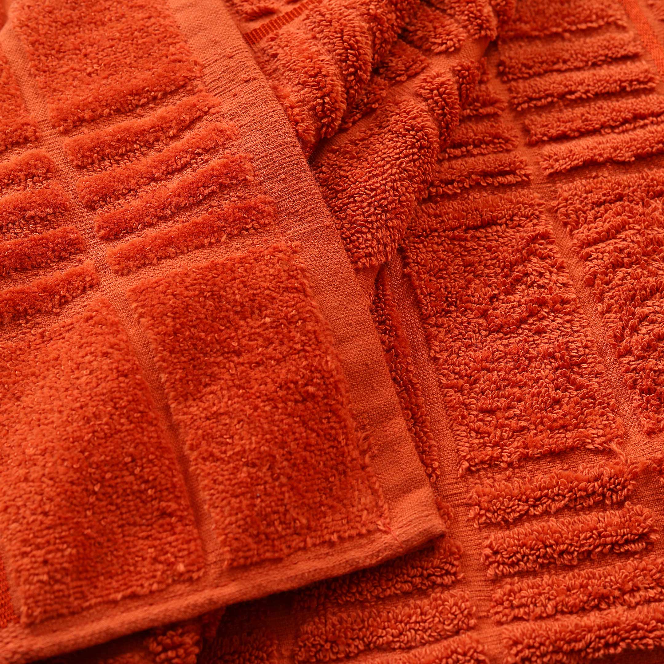 Premier Quality Strip Pattern Bath Towels