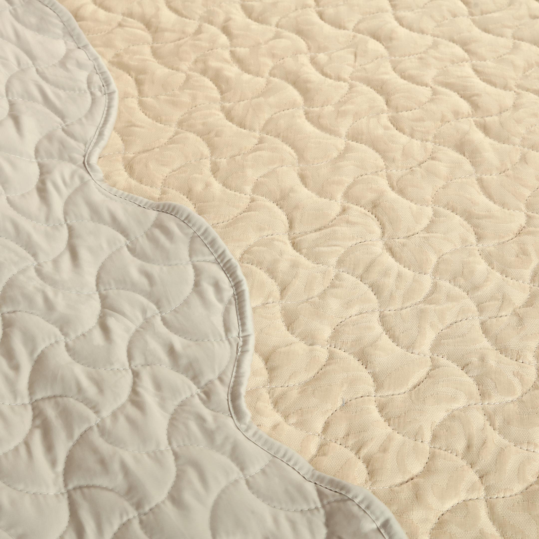 Ivory Quilted Summer Bedspread 6PCS Set