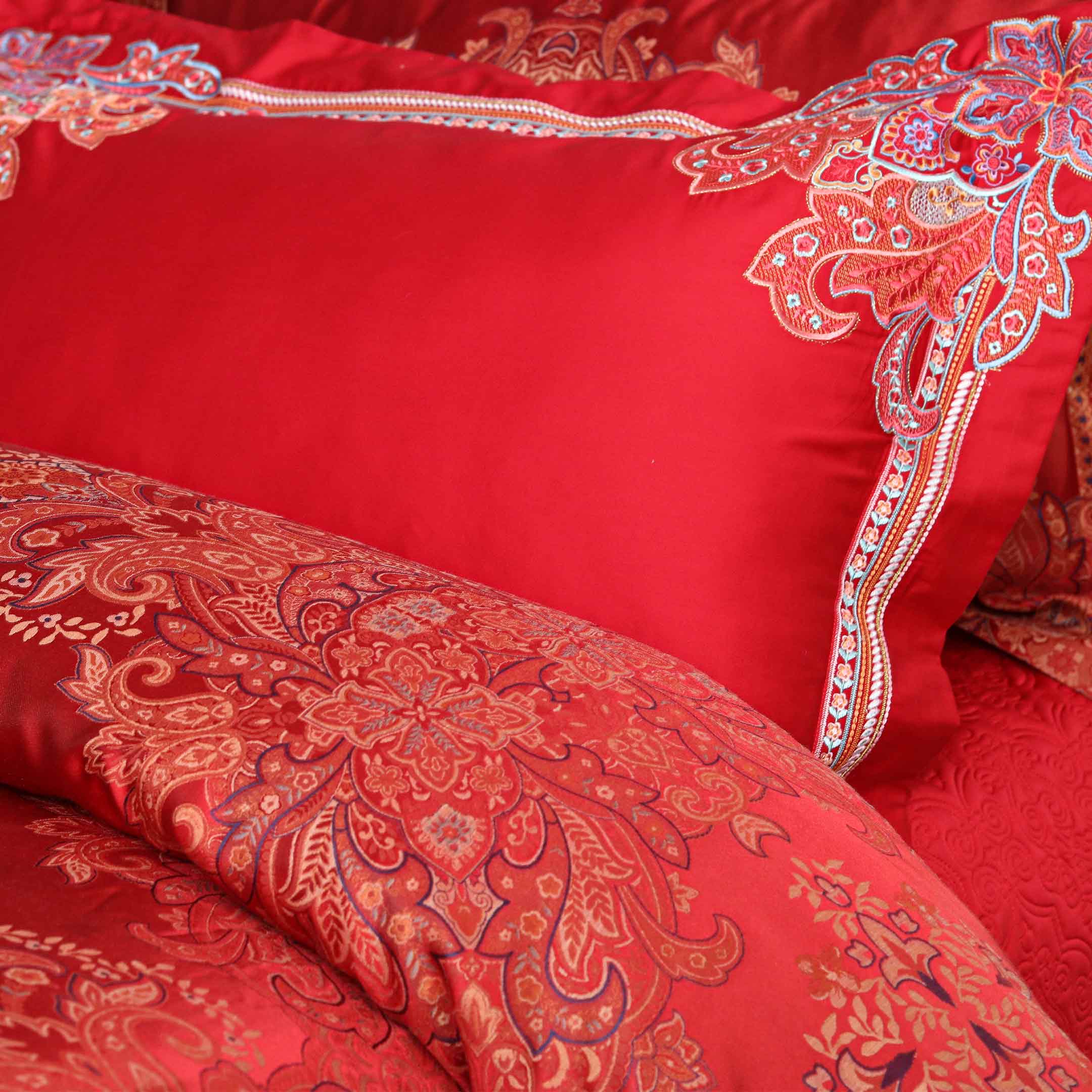 Sangria Cotton Jacquard Yarn Dyed Bedding Set- 10 Pcs