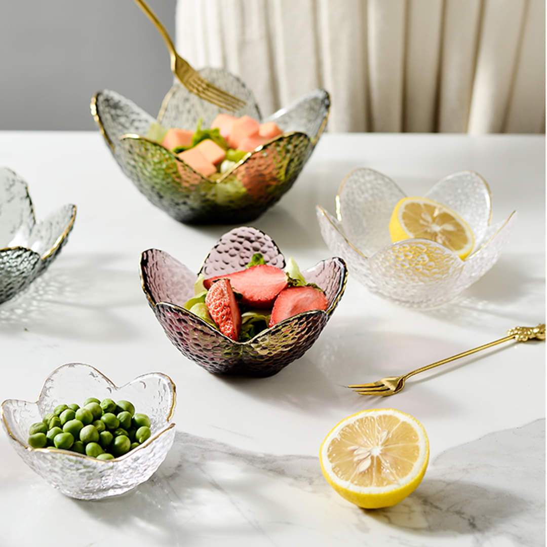 Moderno Lily Shaped Glass Serving Bowl