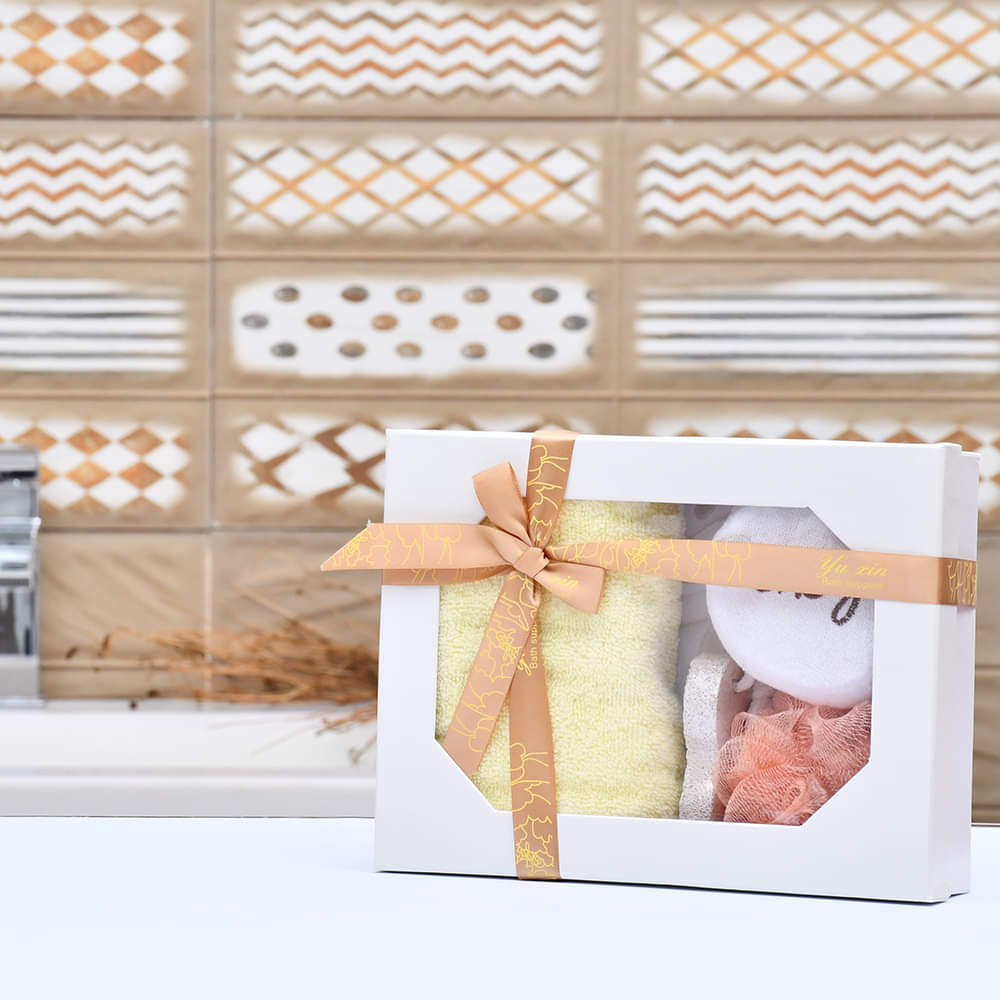 4-Pcs Custom Cool Bath Gift Set