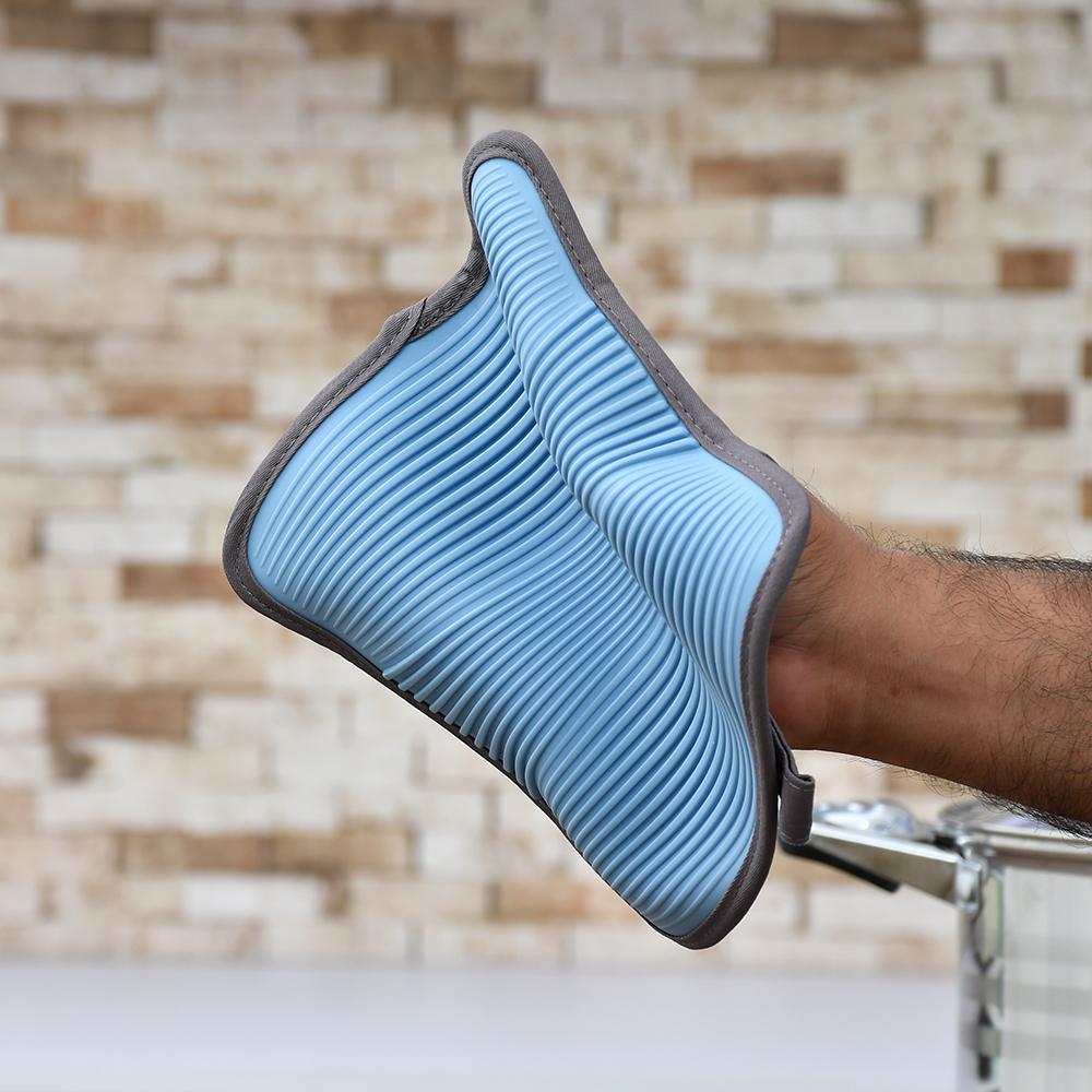 Tessie & Jessie Professional Heat Resistant Silicone Oven & Pan Glove