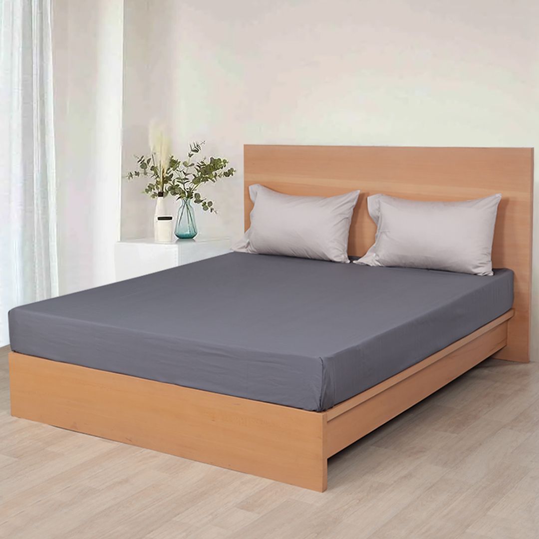 4-Pcs Swanky Cotton Satin Reversible Bedding Set