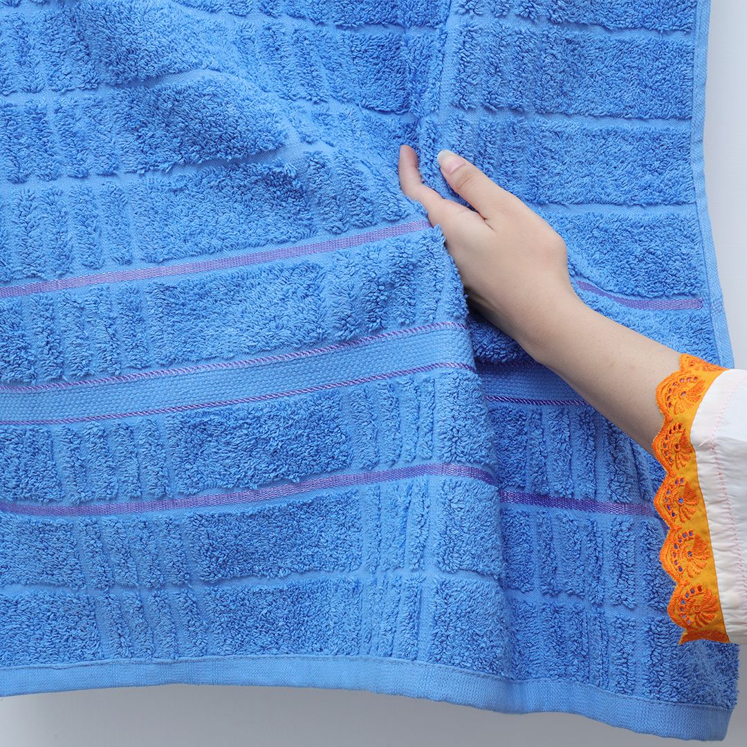 Premier Quality Strip Pattern Bath Towels