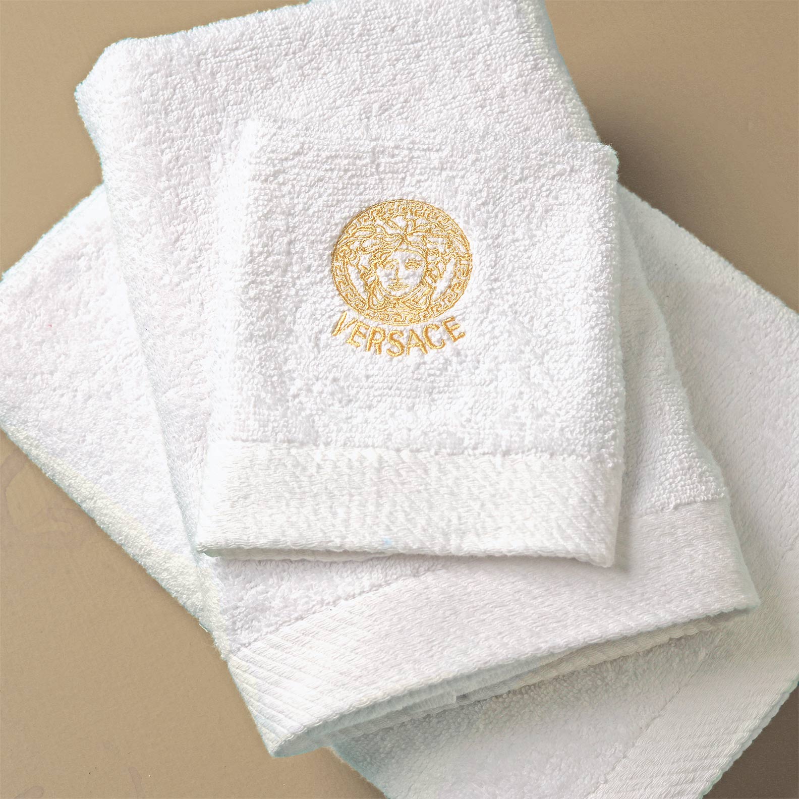 2-Pcs Versace Embroidered Towel Set
