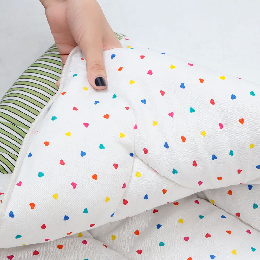 Little Speckled Baby Carry Nest