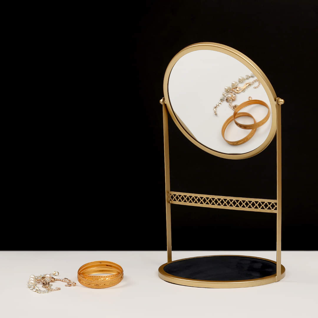 Luxury Ultra-Modern Jewelry Stand & Round Mirror