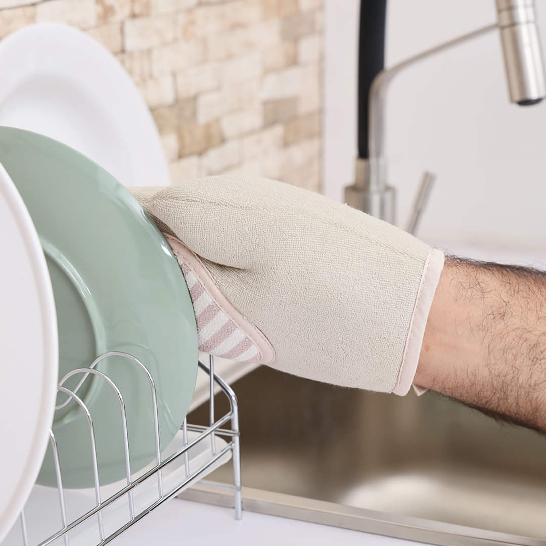 Scrub Gloves With Exfoliating Sponge