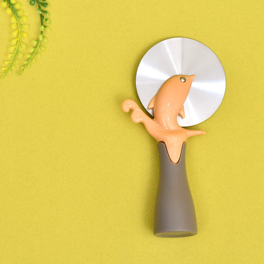 Checkered Chef Round Pizza Cutter