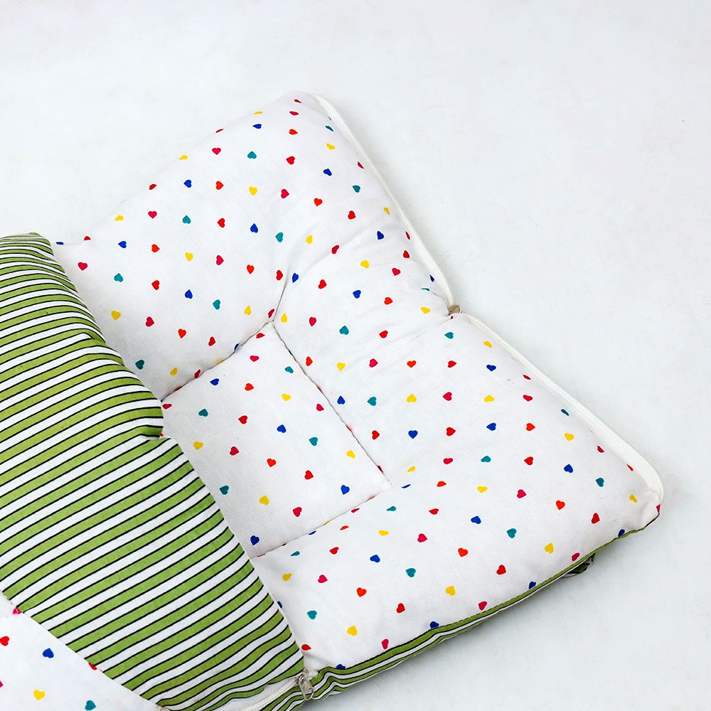 Little Speckled Baby Carry Nest