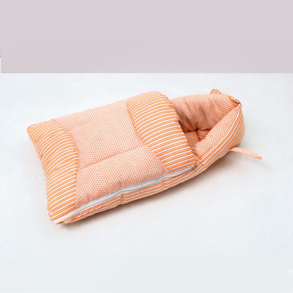 Little Speckled Baby Carry Nest