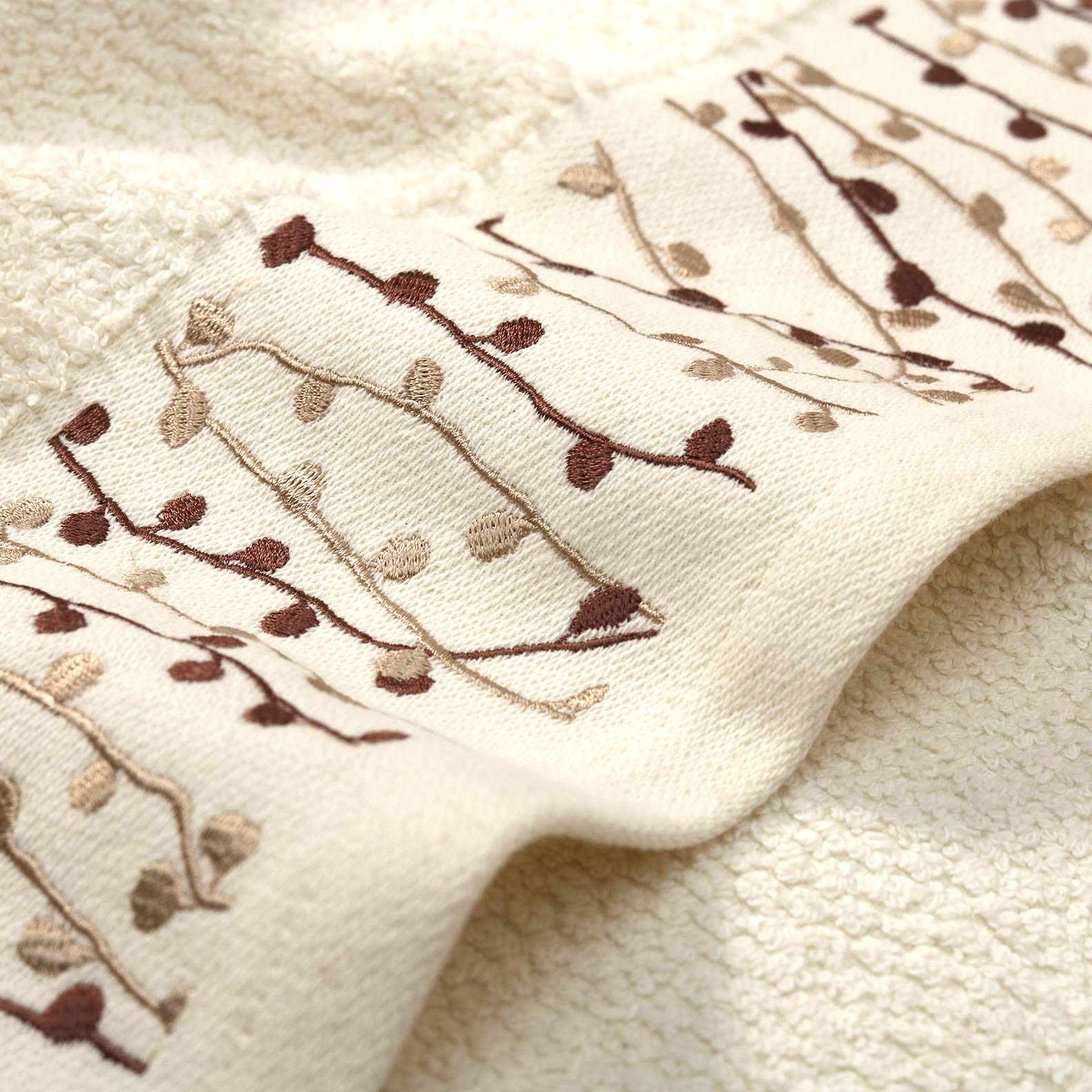 Leaf Branches 3d Satin Embroidered Towel