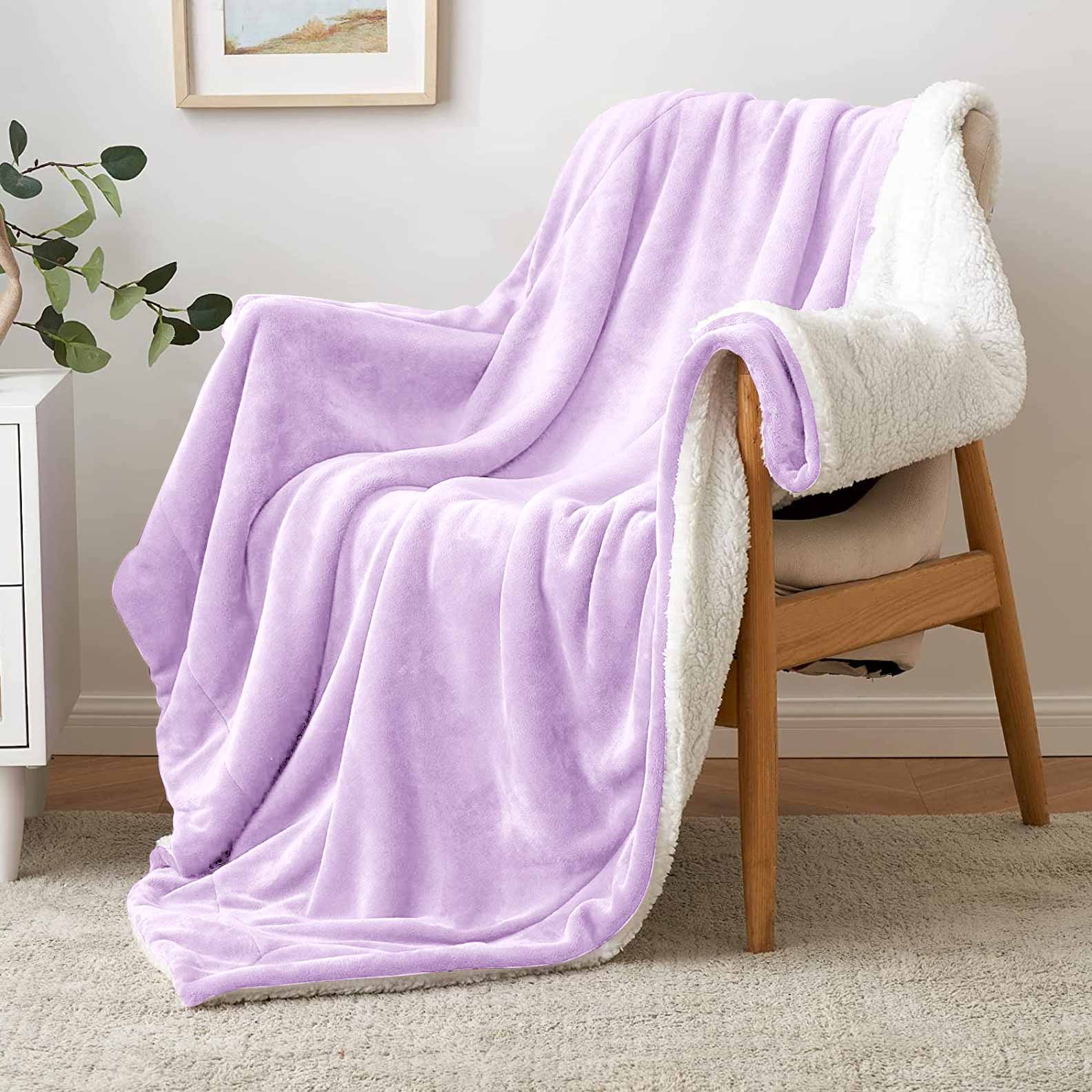 Ultra Soft Sherpa Throw Blanket - Lilac