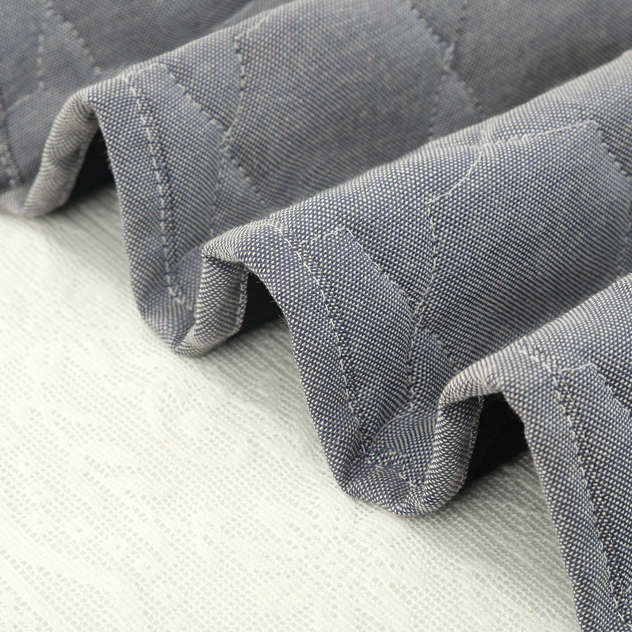 Luxe Quilt - Dining Table Set