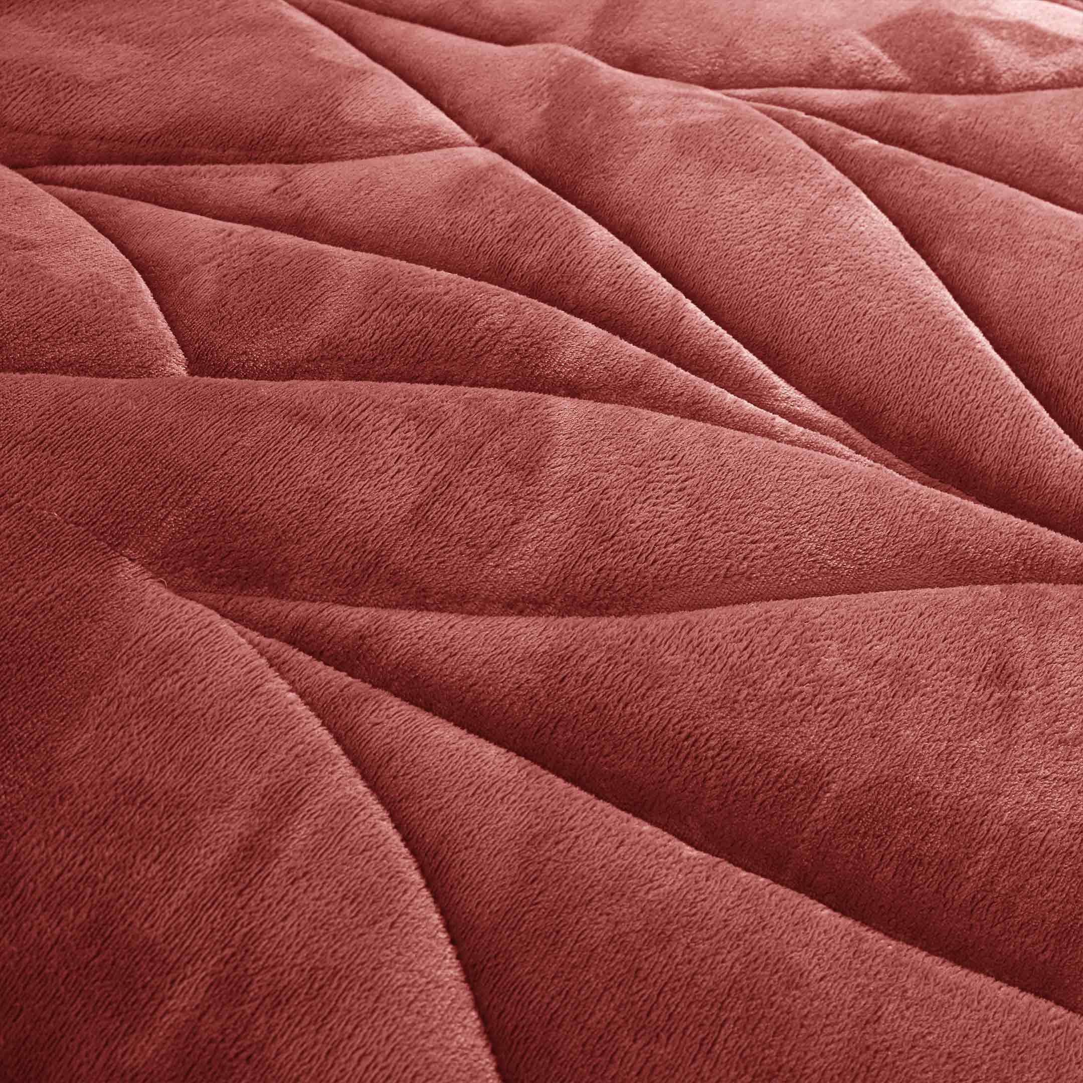 Diamond Puff Quilted 6pc Set-Red Dahlia