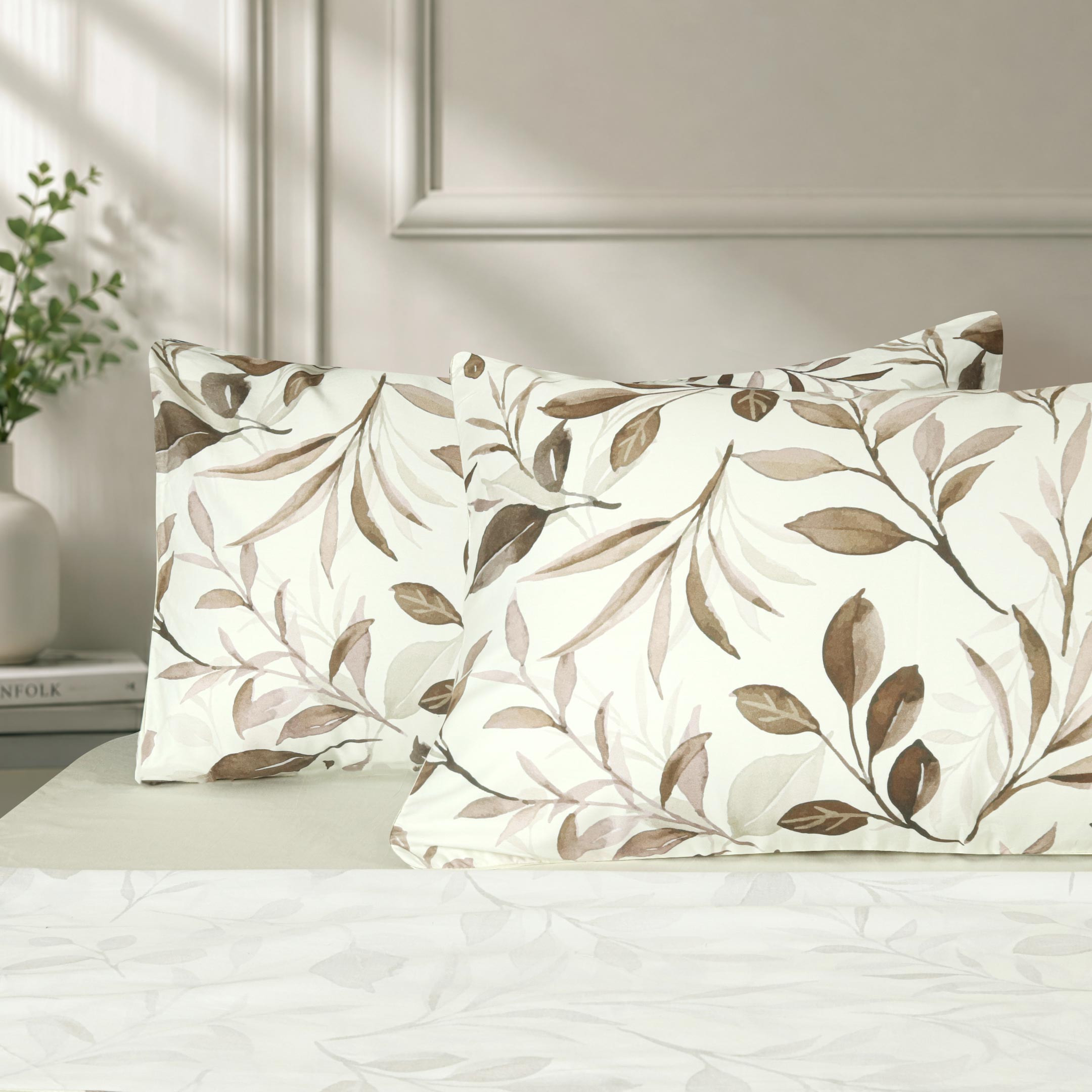 Rosewood Leaves Bedsheet Set