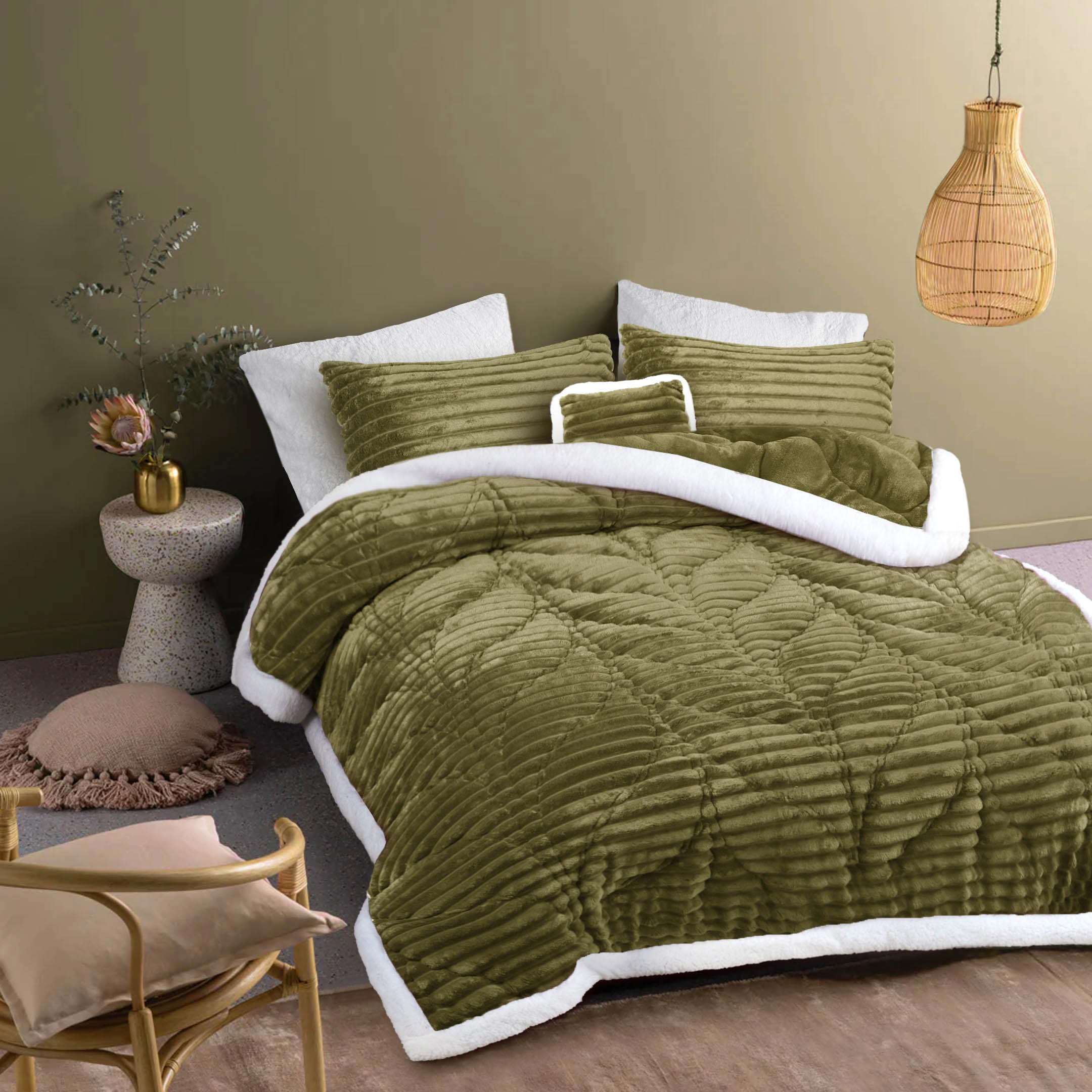 Heavy Weighted Fleece & Sherpa 7pcs Bedding Set-Martini Olive