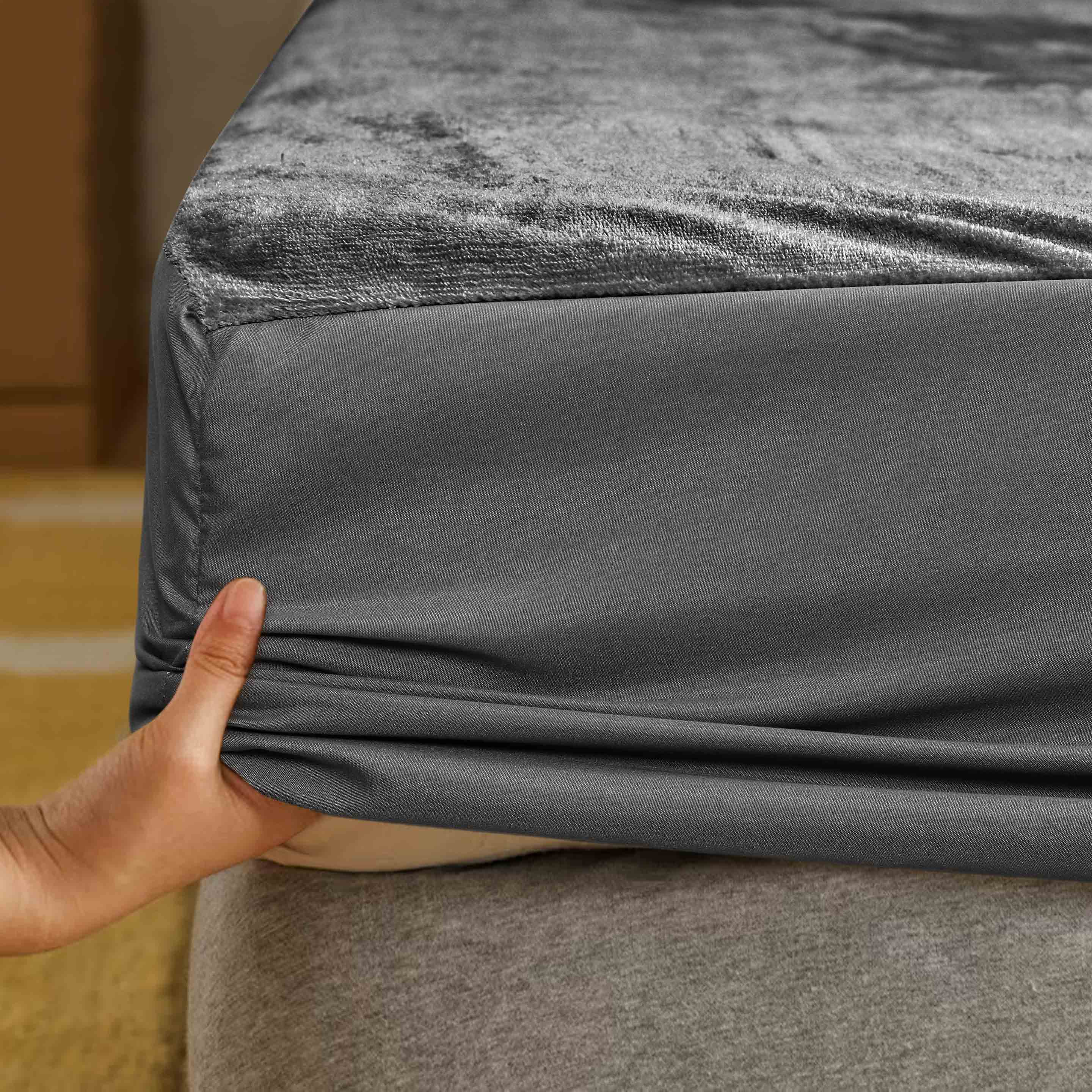Warm Fleece Fitted Sheet Set
