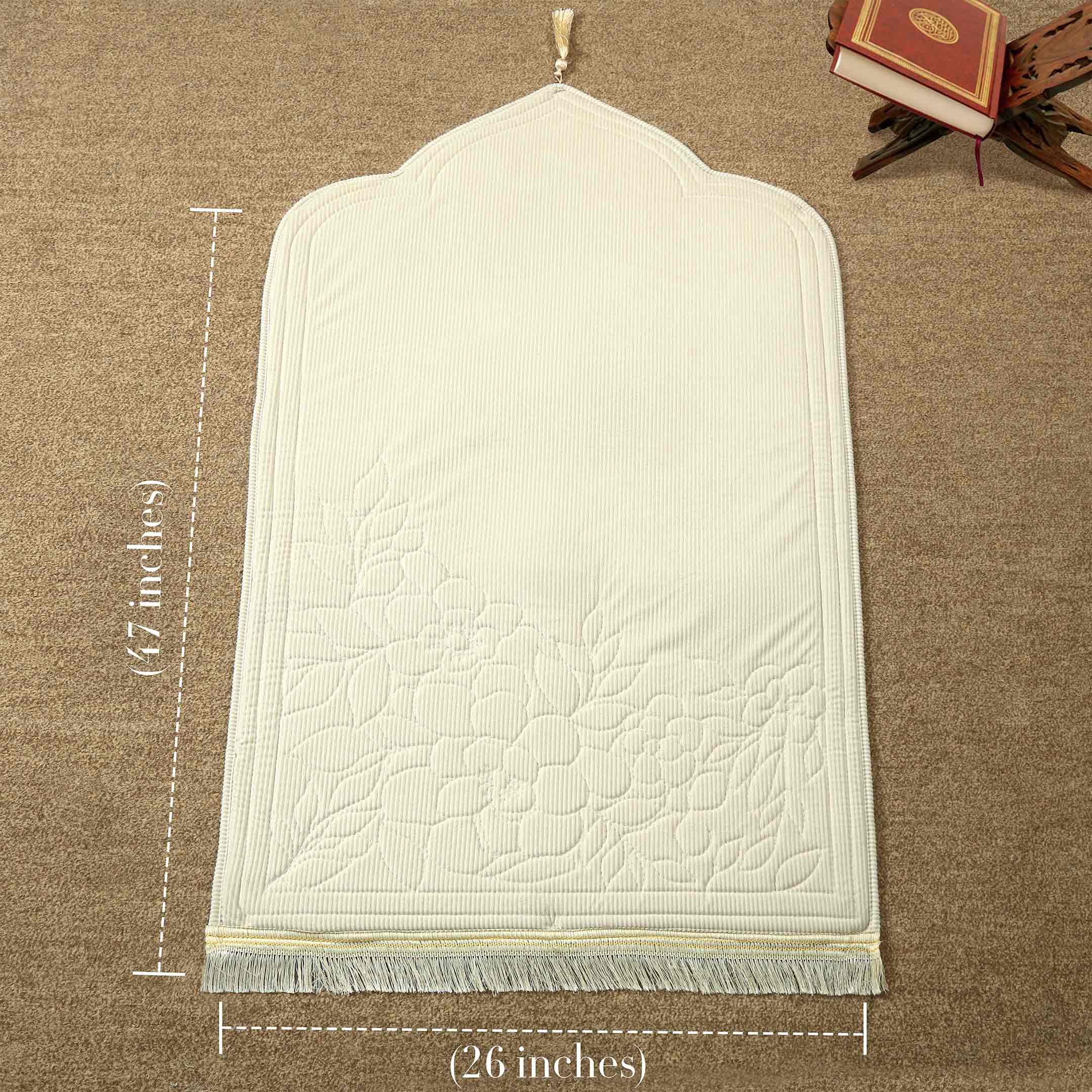 IMAAN-E-NOOR Velvet Quilted Prayermat