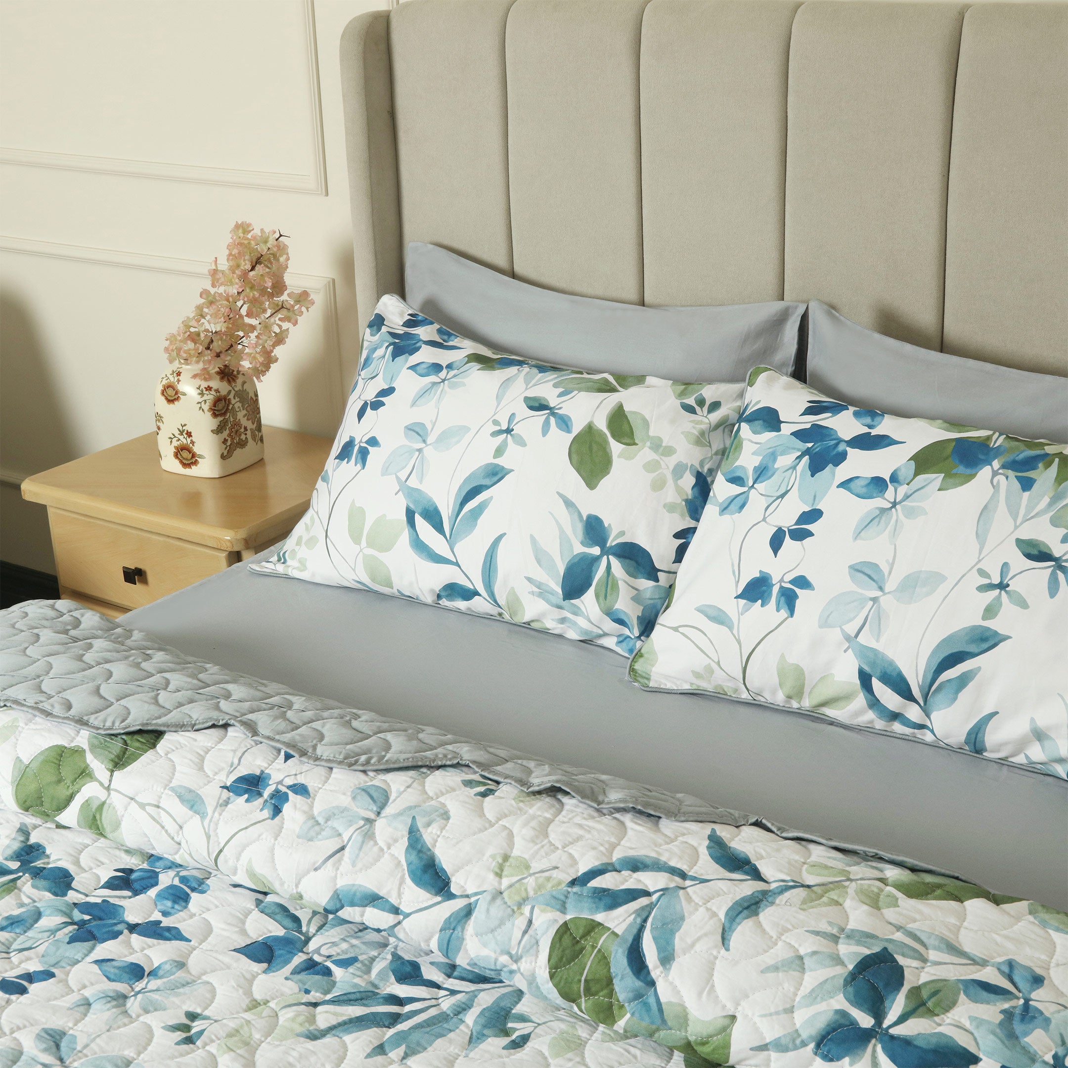 Blue Orchard Summer Quilted Bedspread-3pc Set