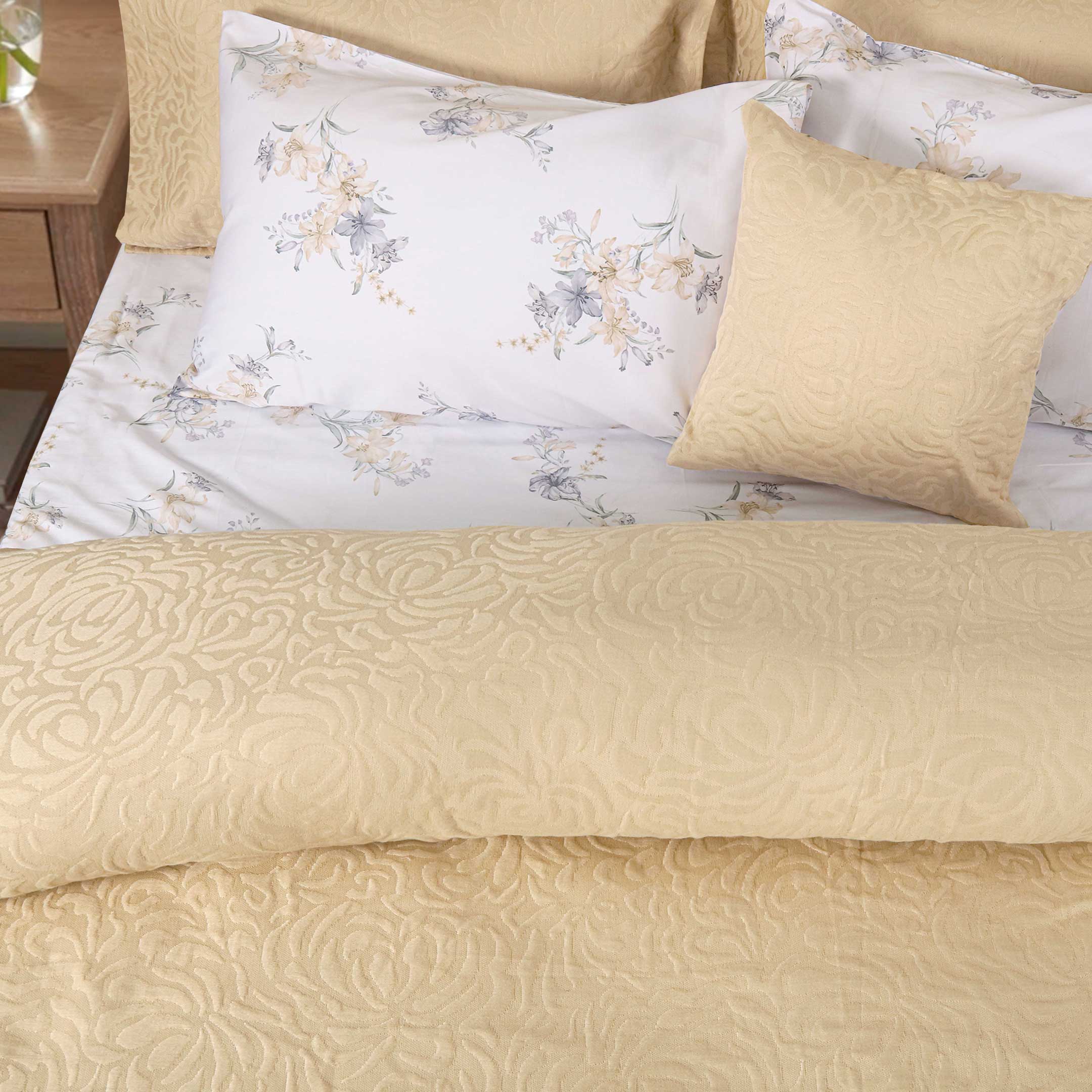 Ivory Serenity Jacquard Duvet Cover