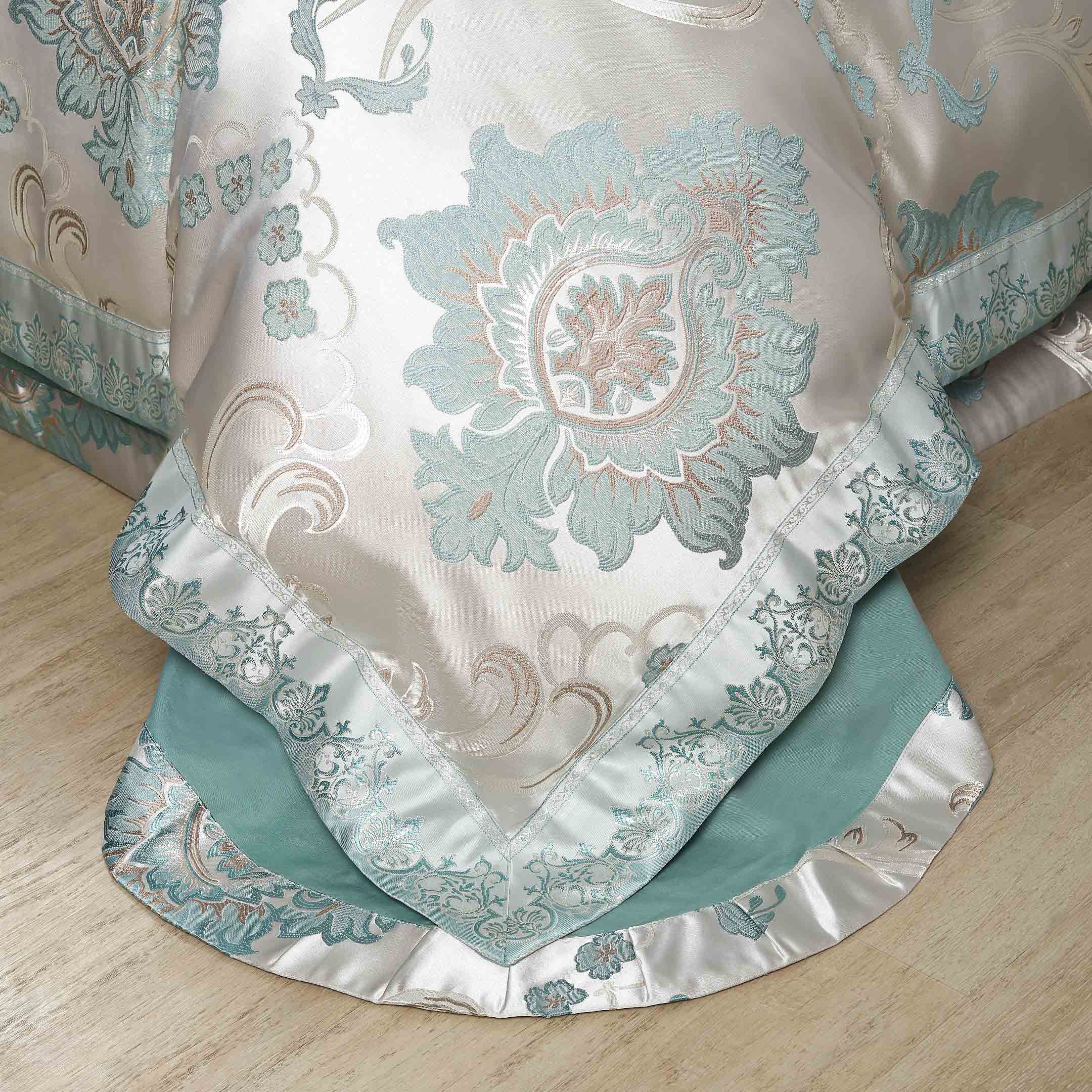 4 Pcs Fancy Pure Cotton Dumba Jacquard Duvet Set