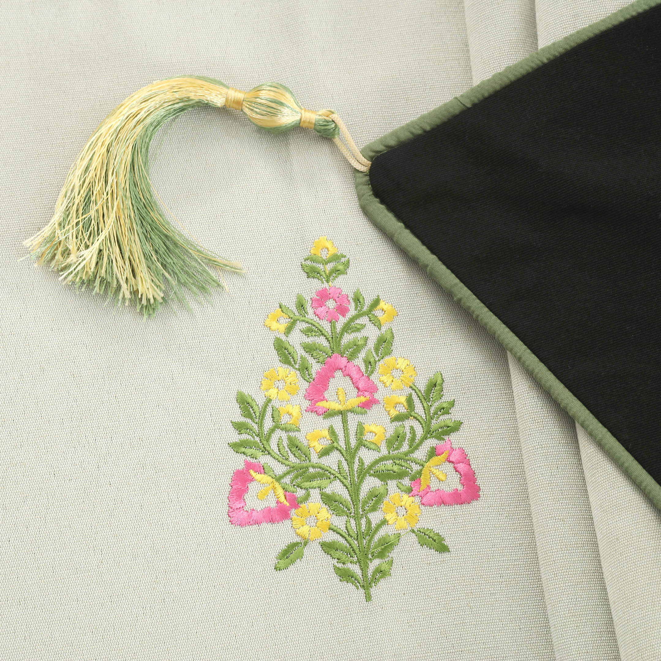 Luxe Serenity - Dining Table Set