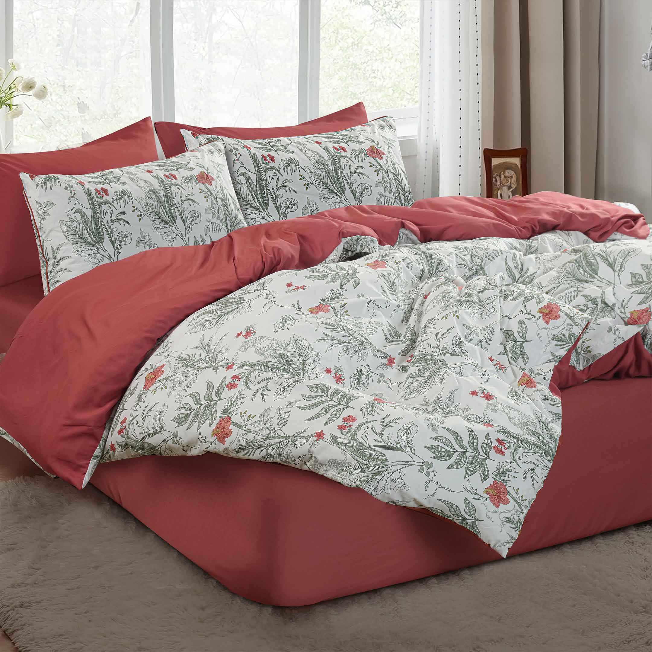 Botanical Bloom Duvet Cover