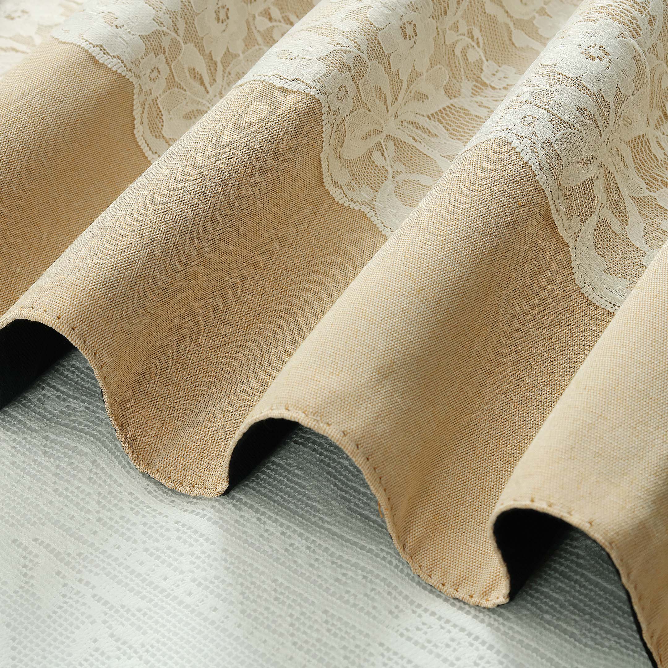 Velour Majesty - Dining Table Set