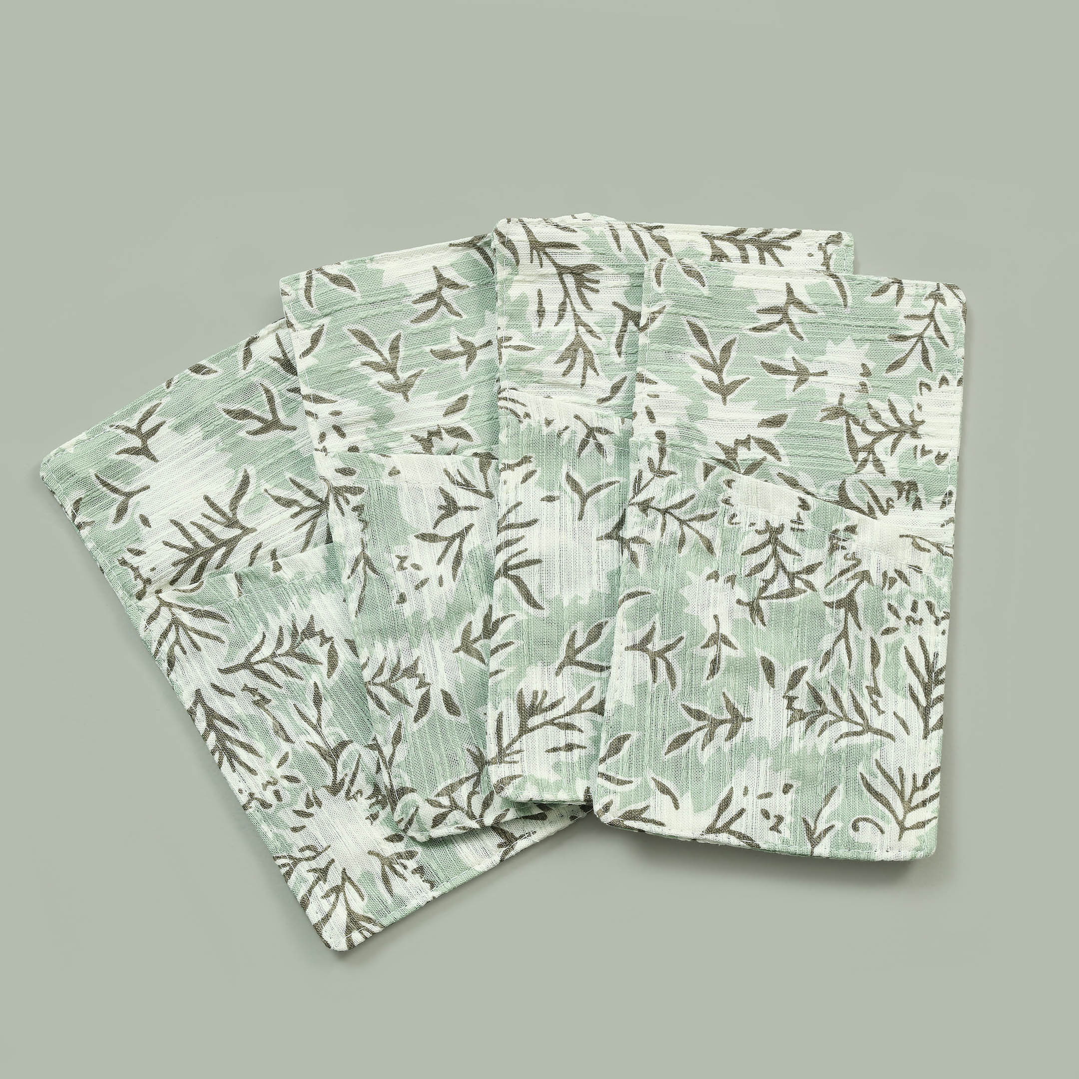 Leafy Whisper - Dining Table Set