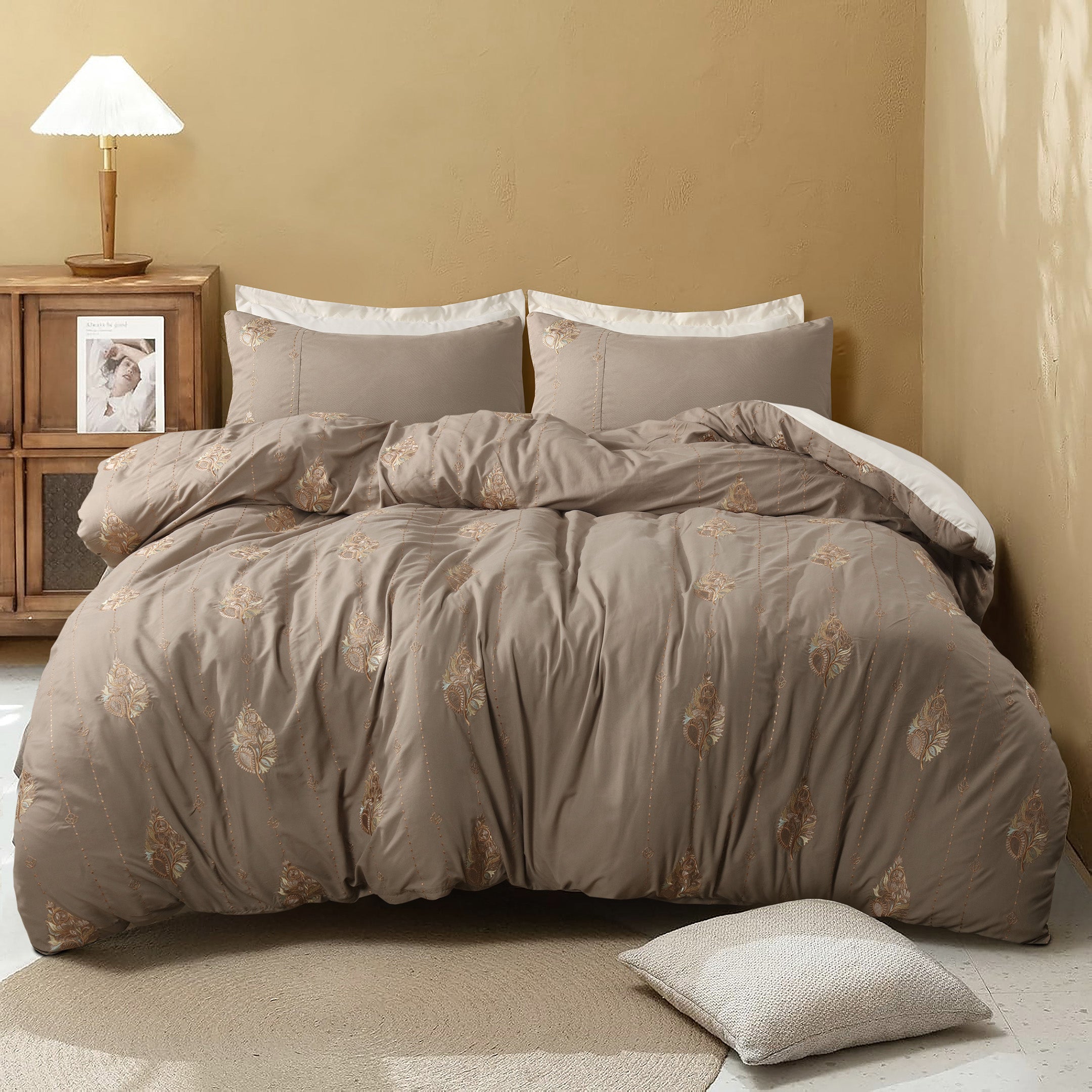 Opulent Bliss Embroidered Duvet Cover Set