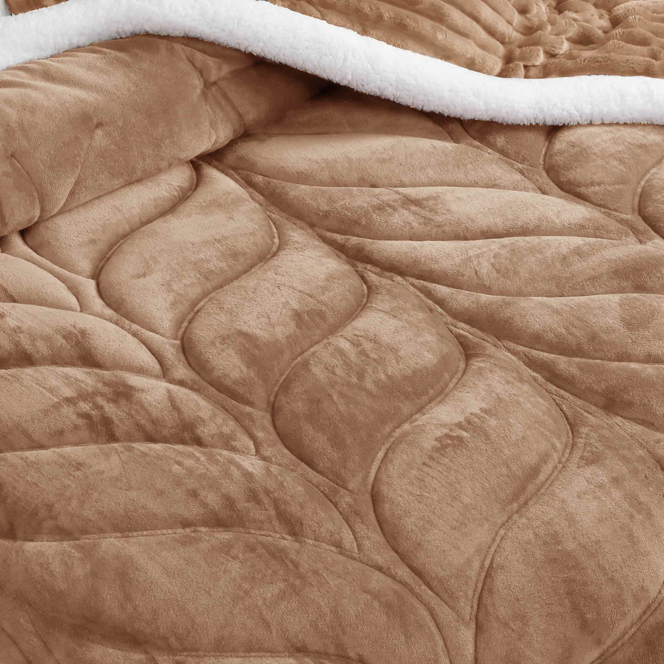 Heavy Weighted Fleece & Sherpa 7pcs Bedding Set-Iced Latte