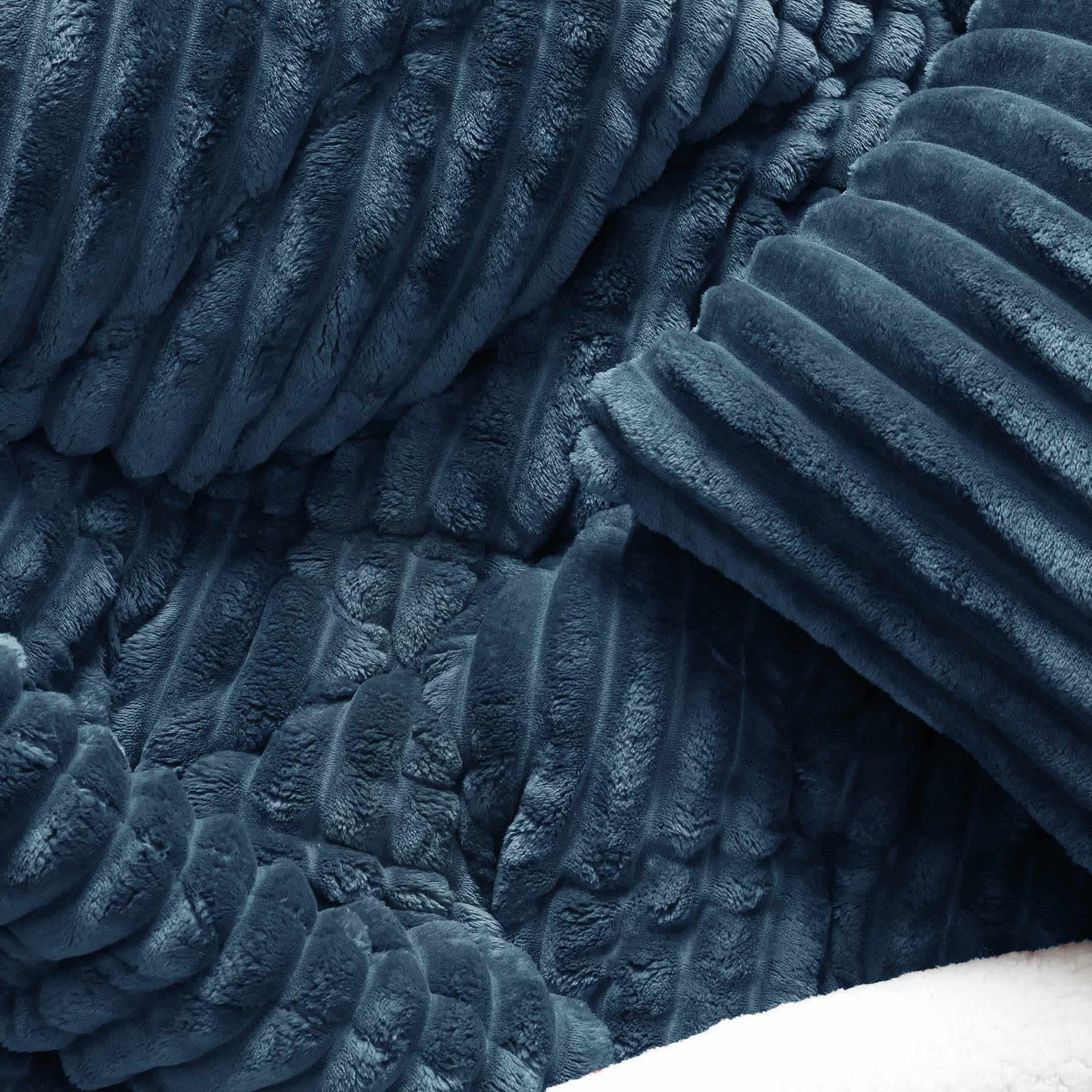 Heavy Weighted Fleece & Sherpa 7pcs Bedding Set-Blue Mirage