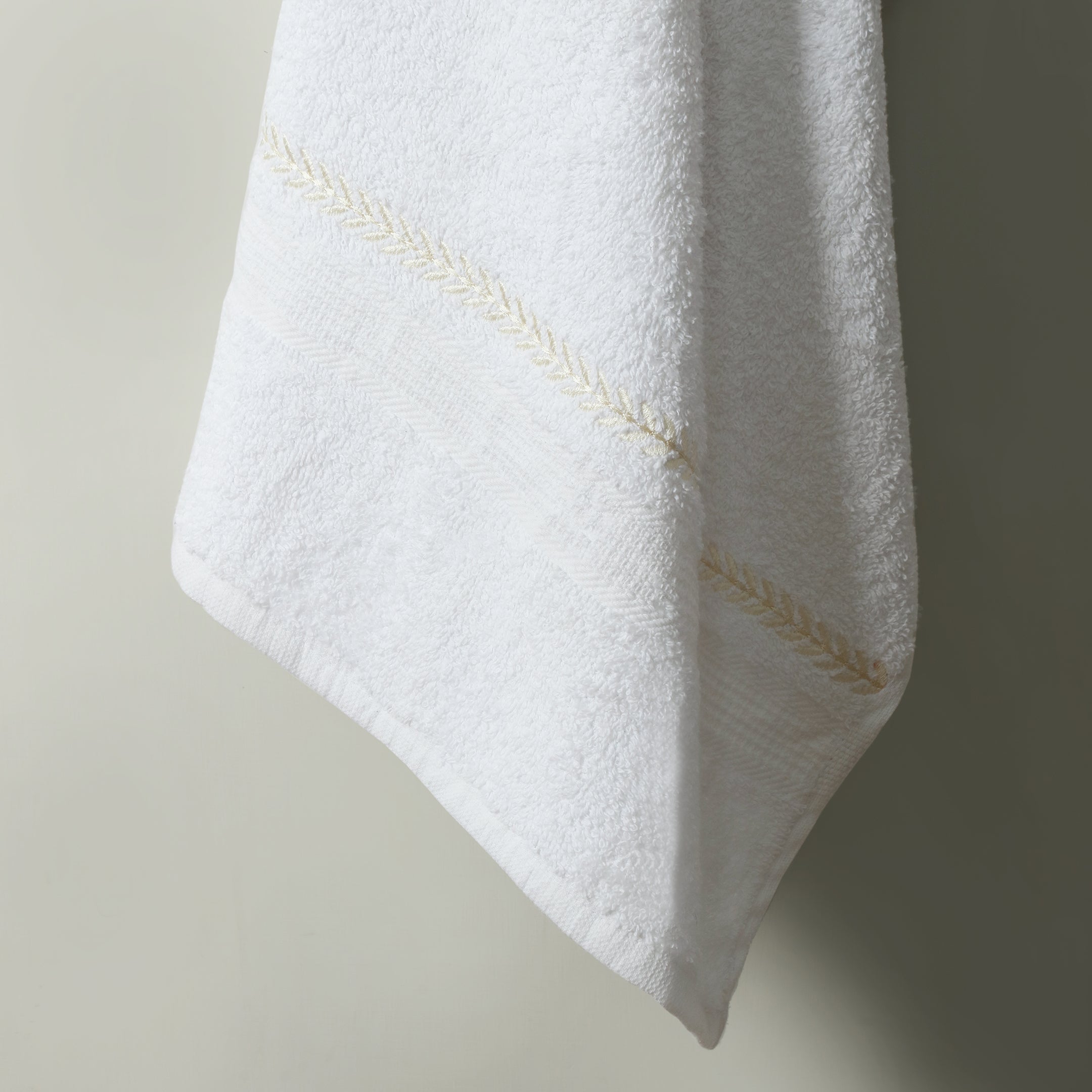 Ornate Whisper Embroidered Towels (Set Of 3)