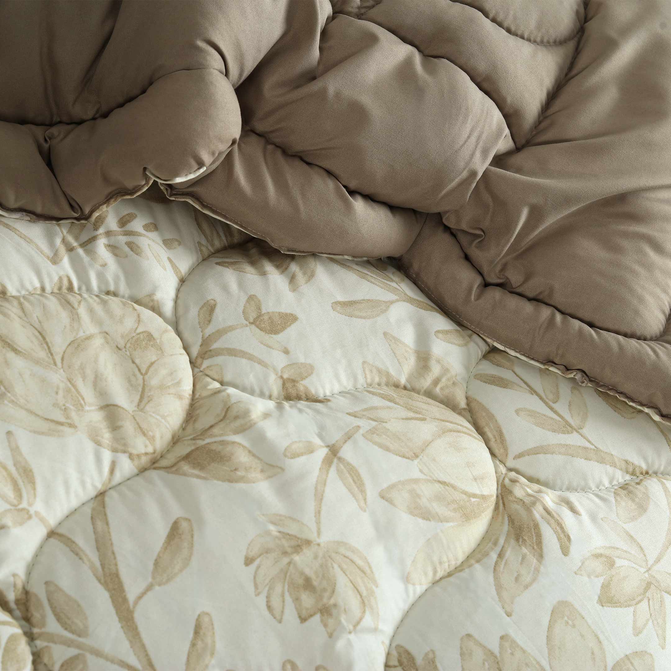 Beige Peony- Bed in a Bag