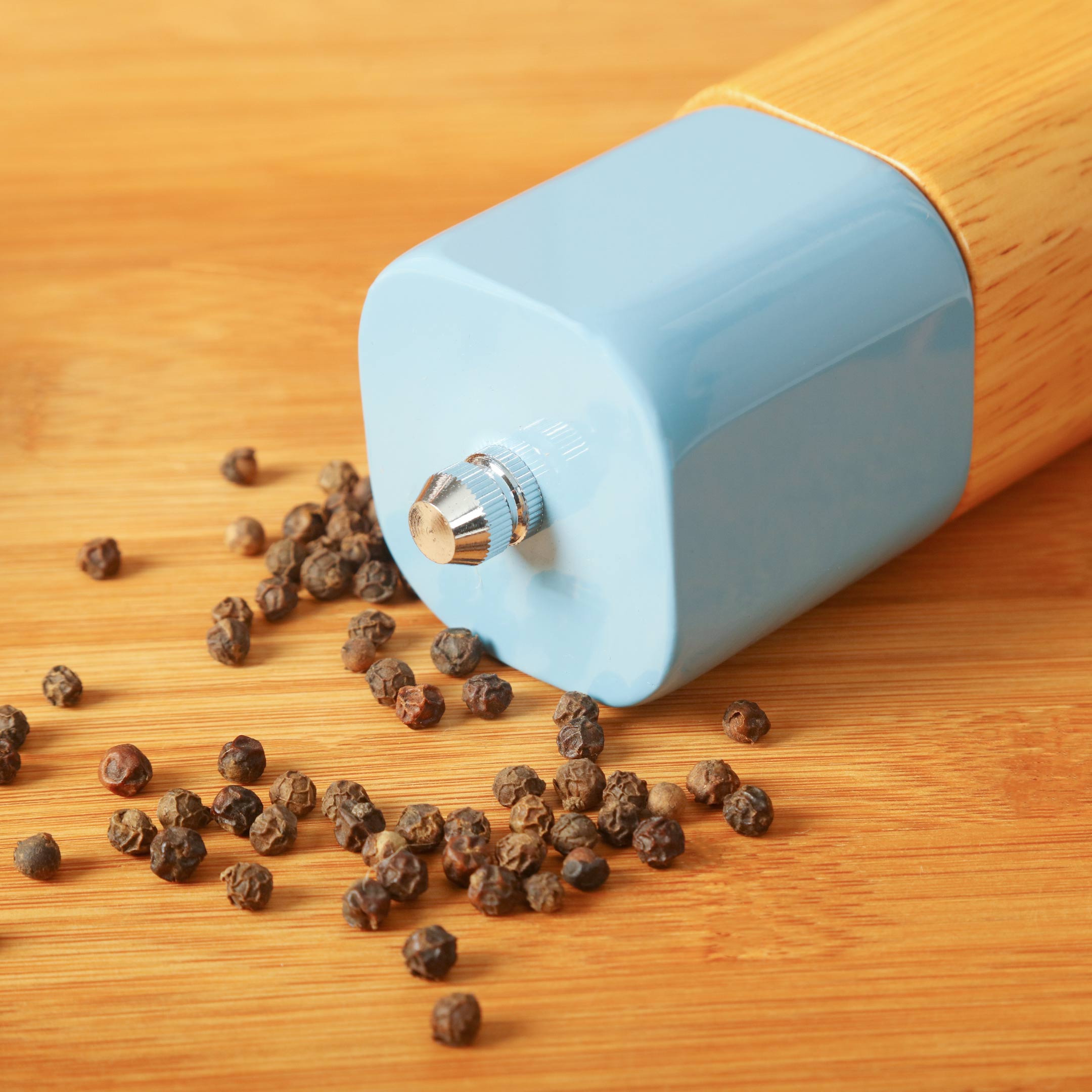 Classic Style Spice Crusher with Strong Adjustable Ceramic Grinder