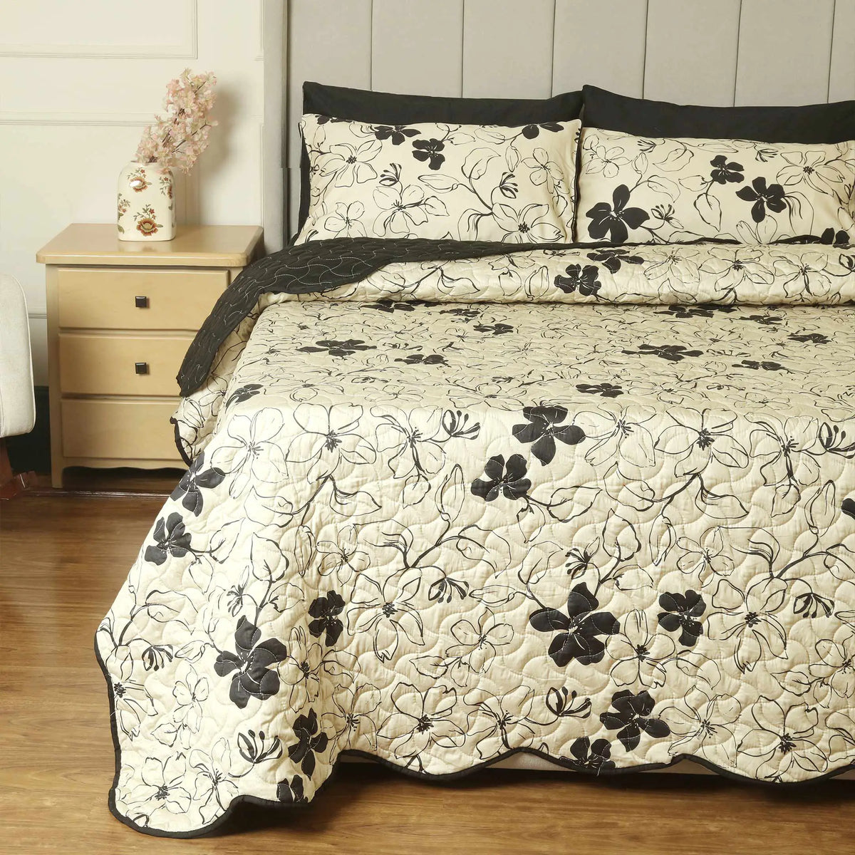 Ivory Elegance Summer Quilted Bedspread