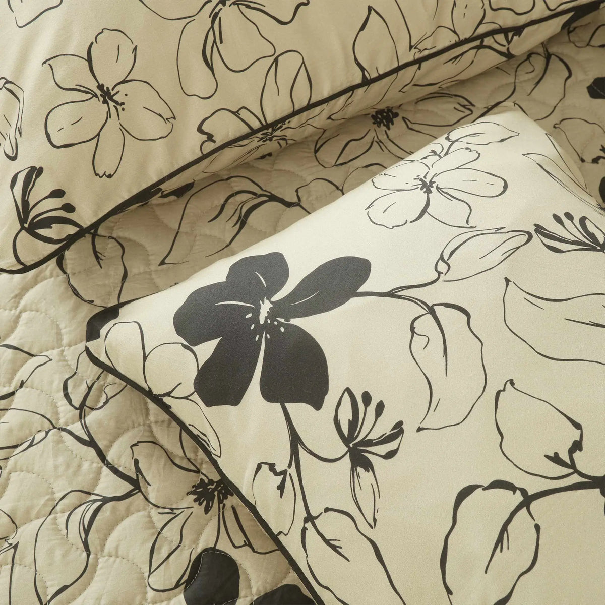 Ivory Elegance Summer Quilted Bedspread