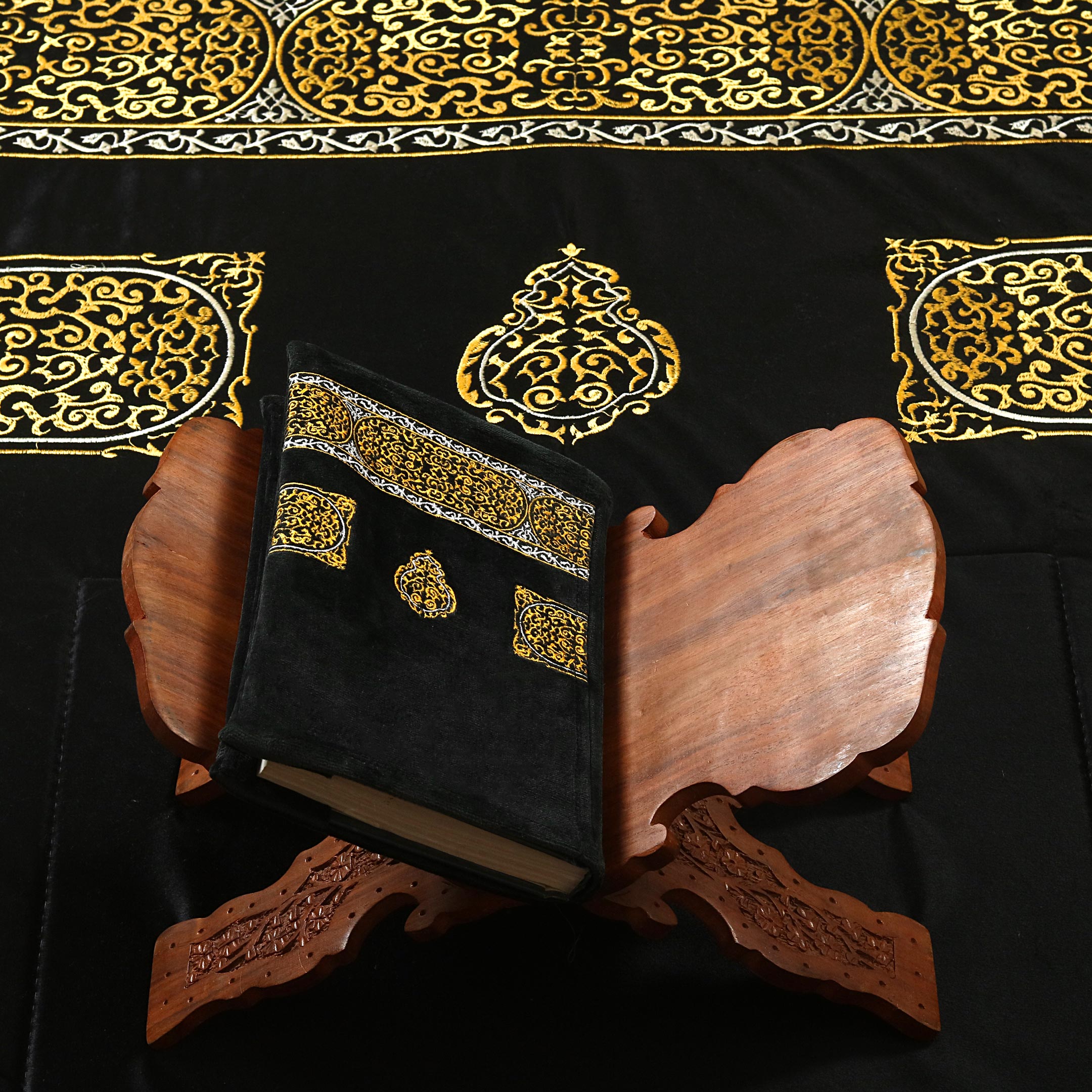 Kiswa Embroidered Luxury Padded Prayermat