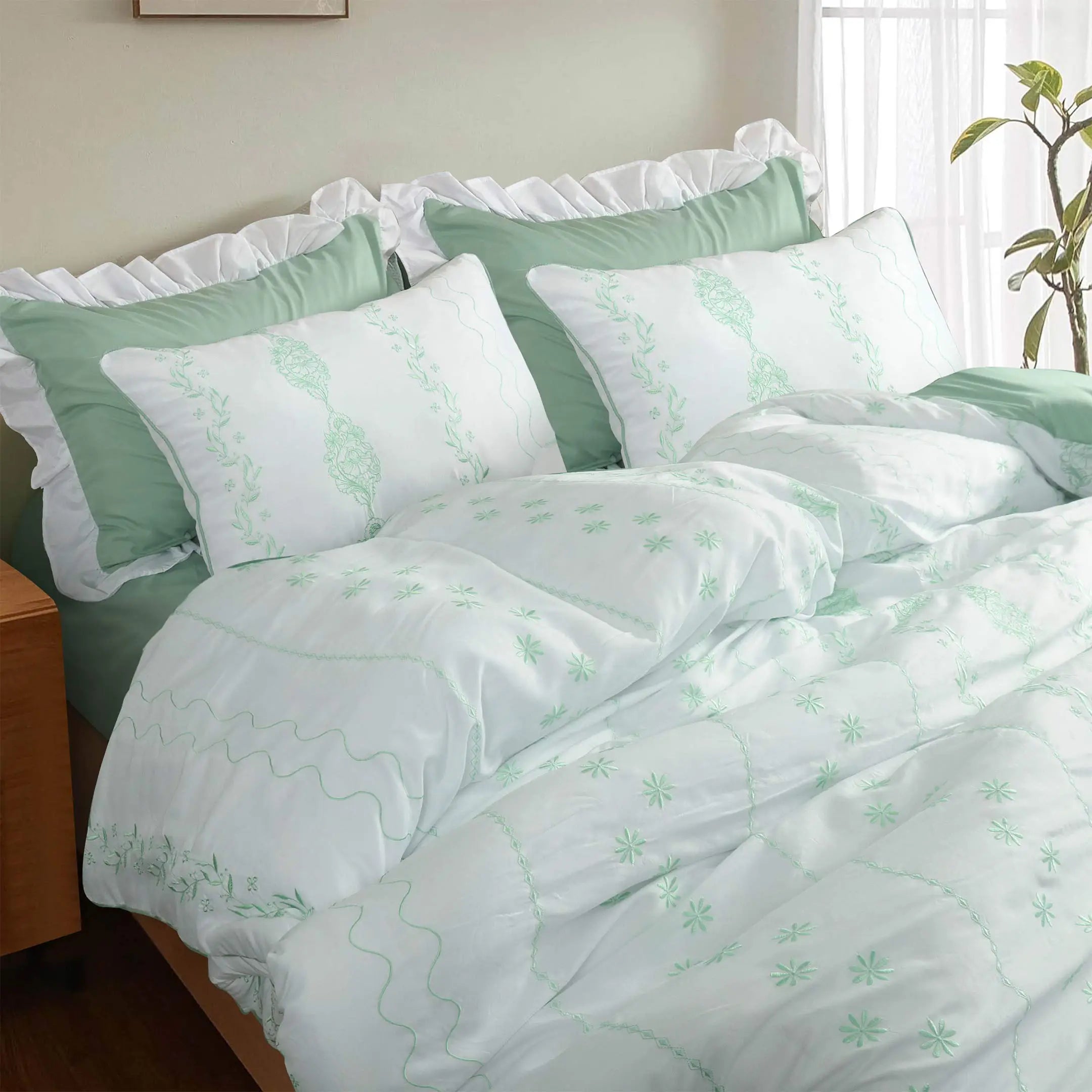 Mint Floral Accents Duvet Cover Set
