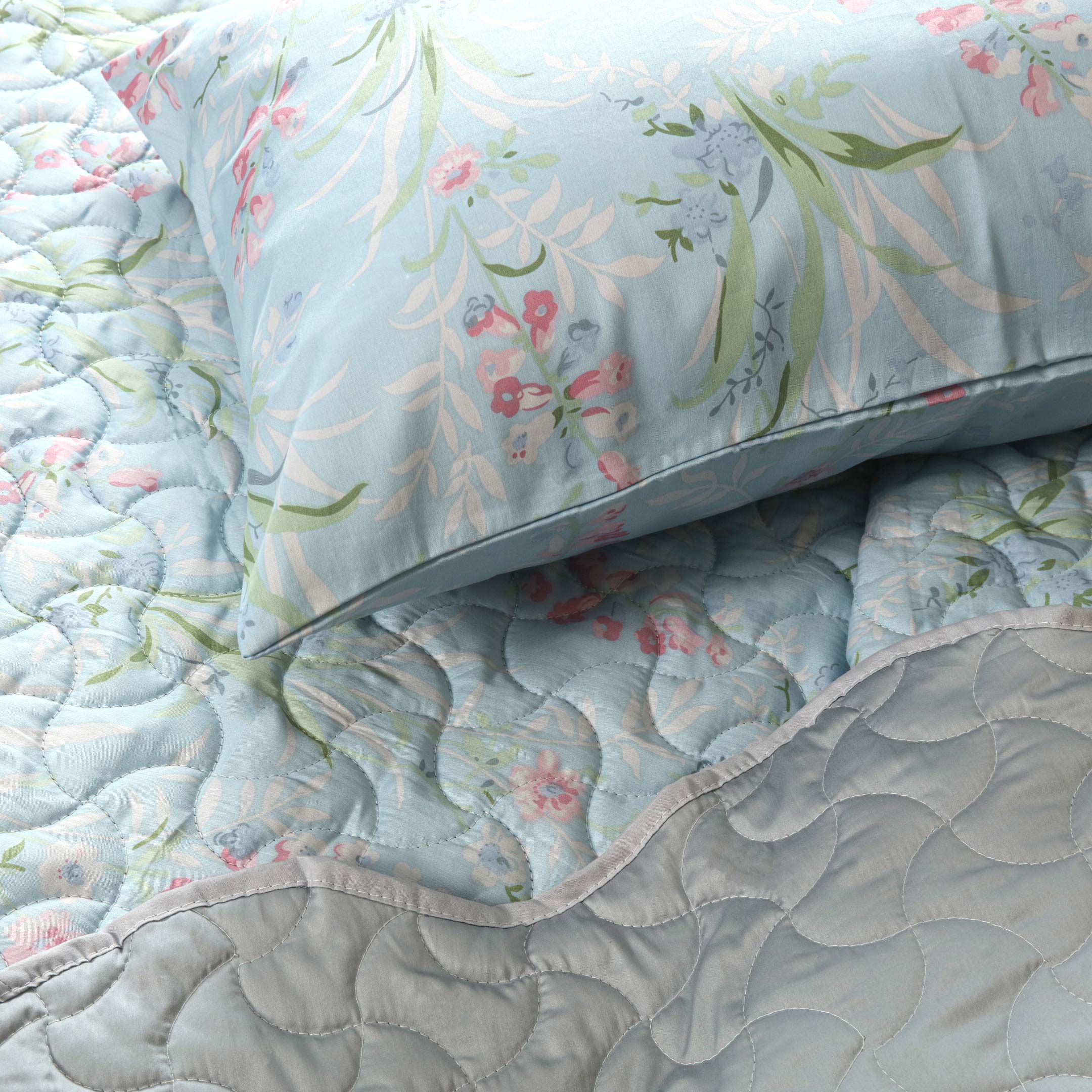 Soft Meadow Sateen Quilted Summer Bedspread 3PCS Set